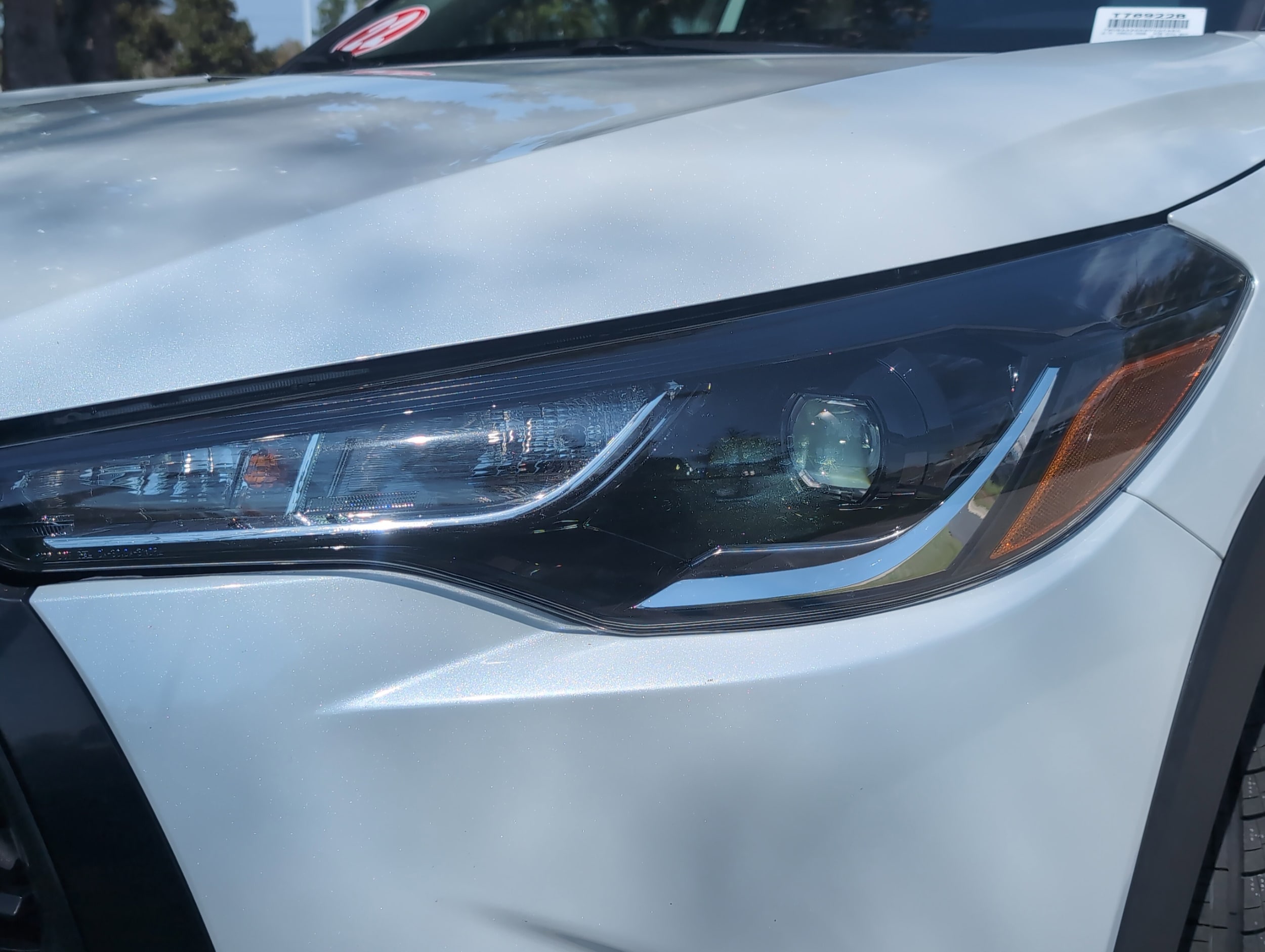 2022 Toyota Corolla Cross LE photo 5