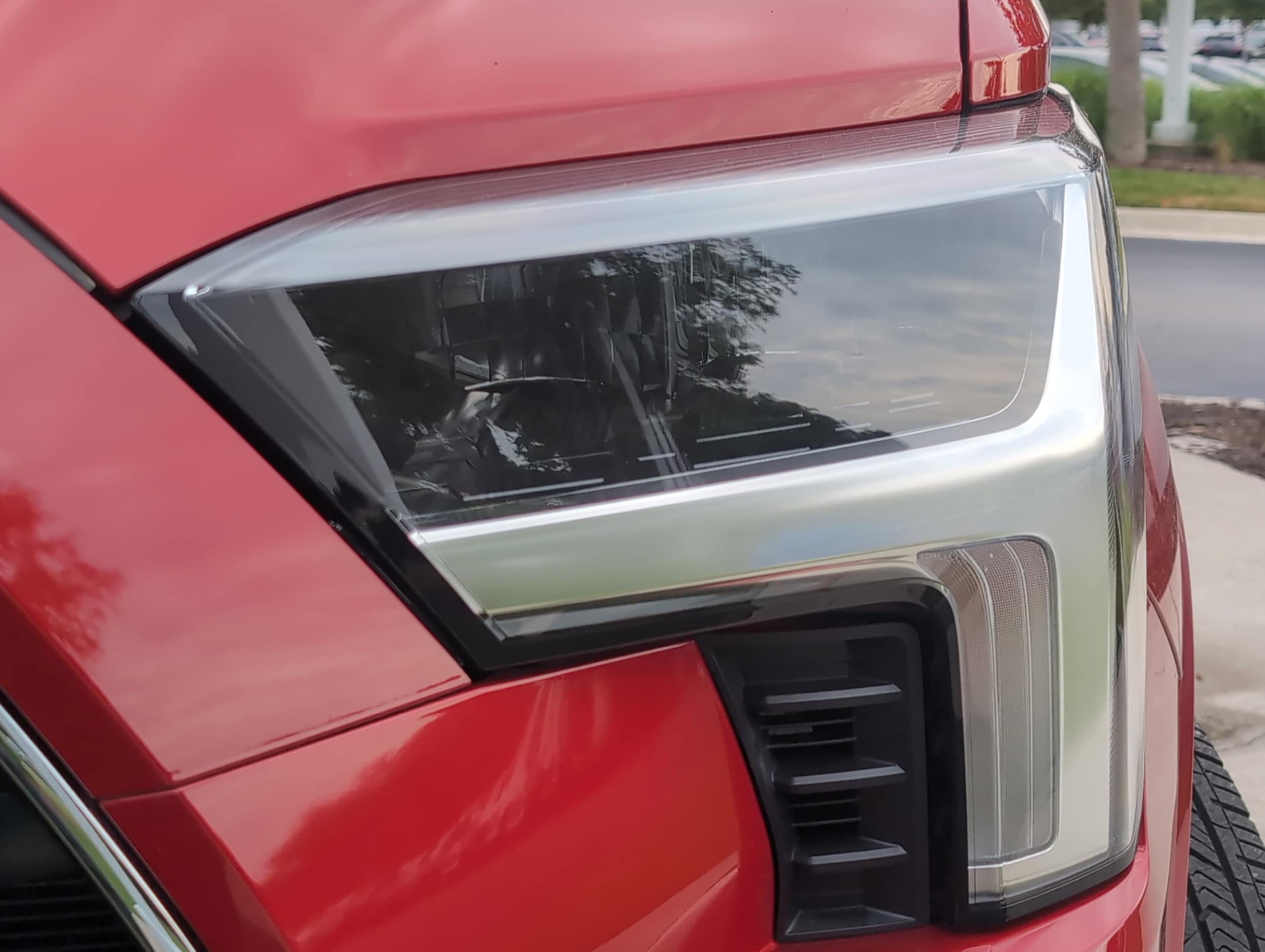 2023 Toyota Sequoia SR5 photo 6