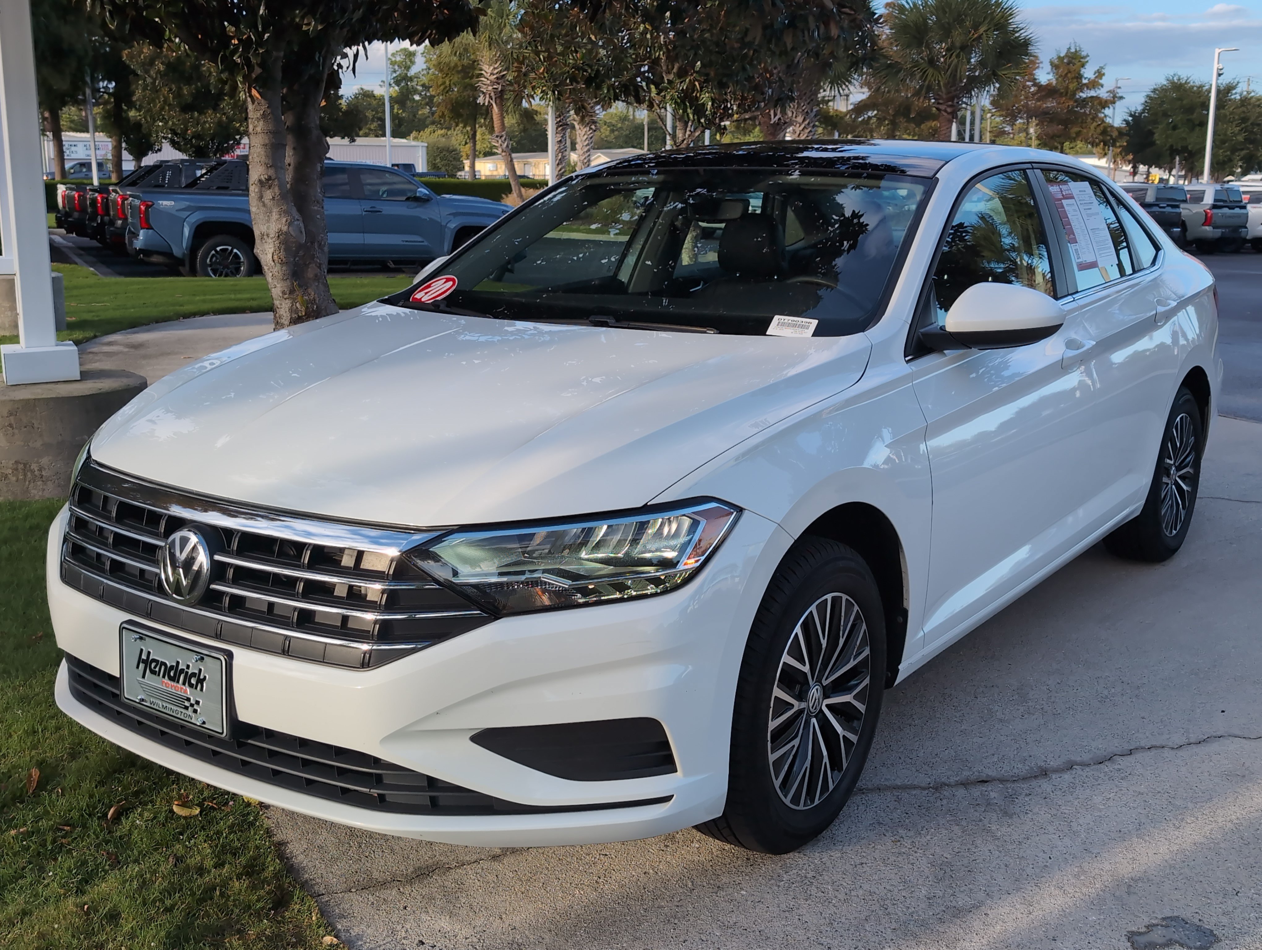 Used 2020 Volkswagen Jetta SE Sedan