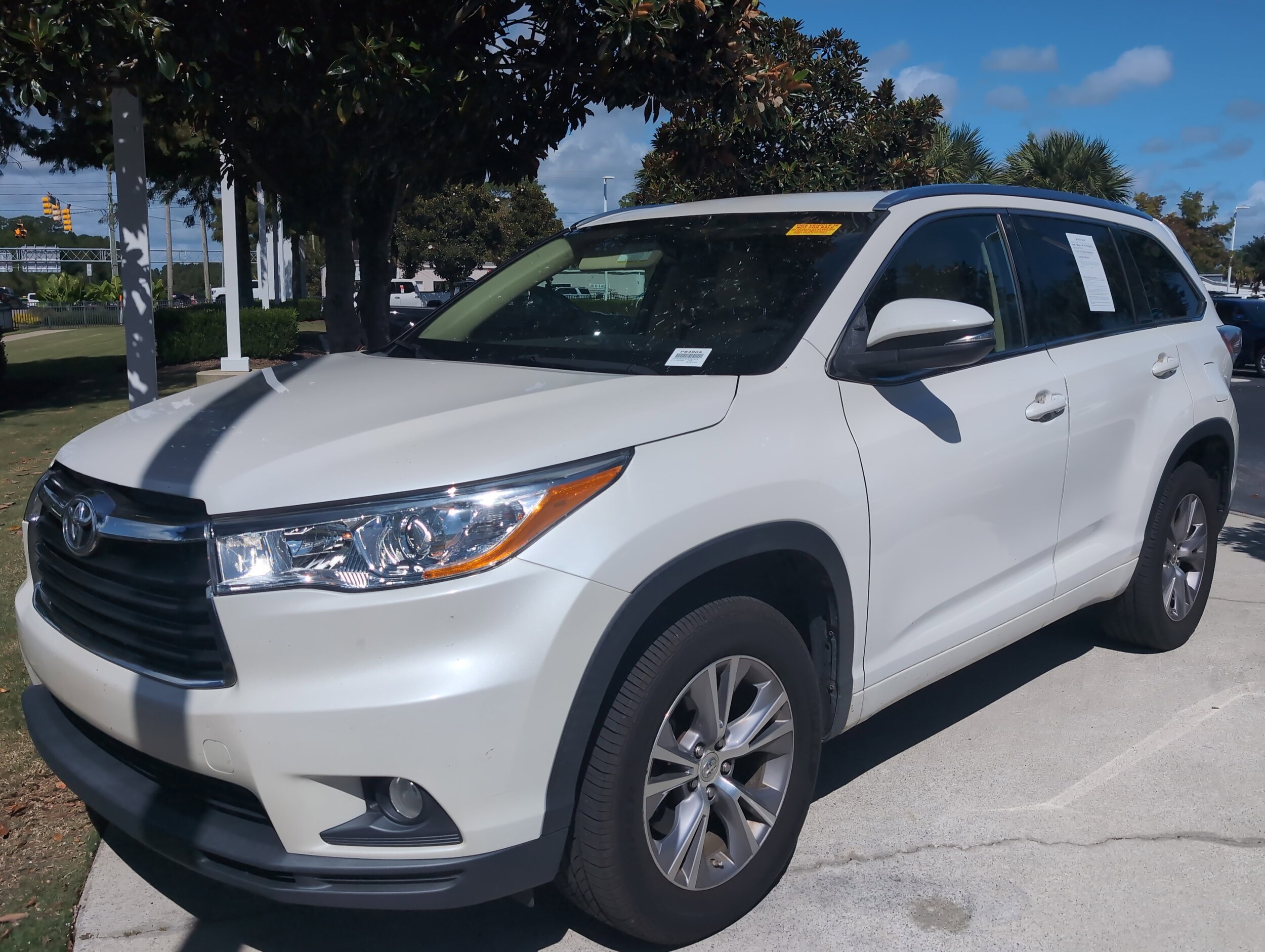 2015 Toyota Highlander Base Hybrid photo 3