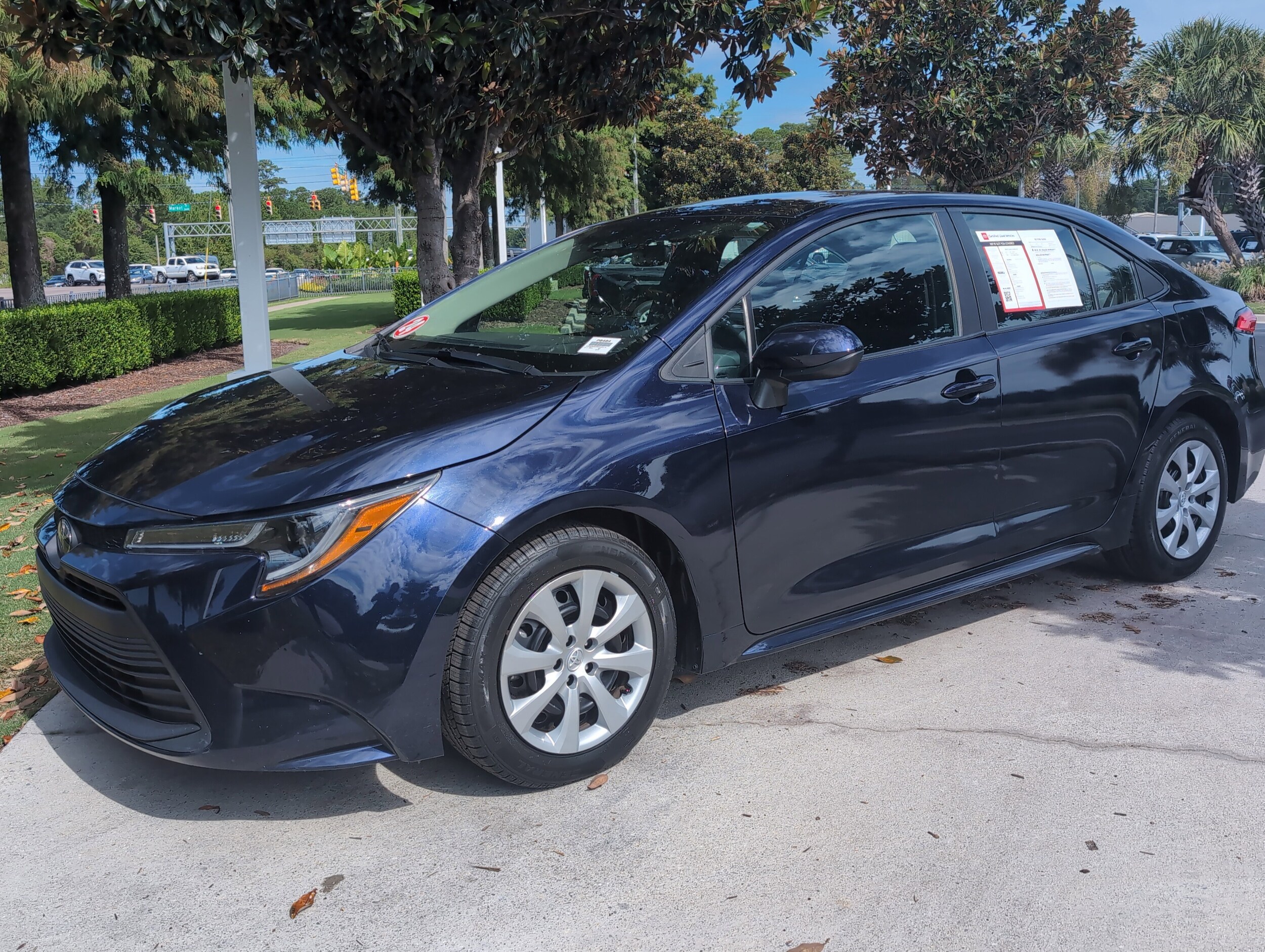 2024 Toyota Corolla LE photo 3