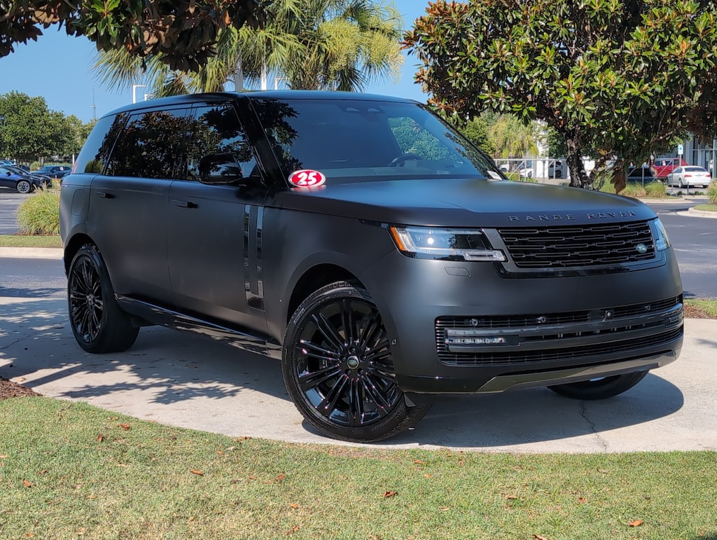 Used 2025 Land Rover Range Rover SE SUV