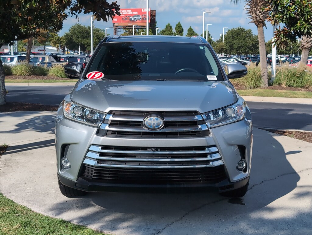 Used 2019 Toyota Highlander Hybrid Limited SUV