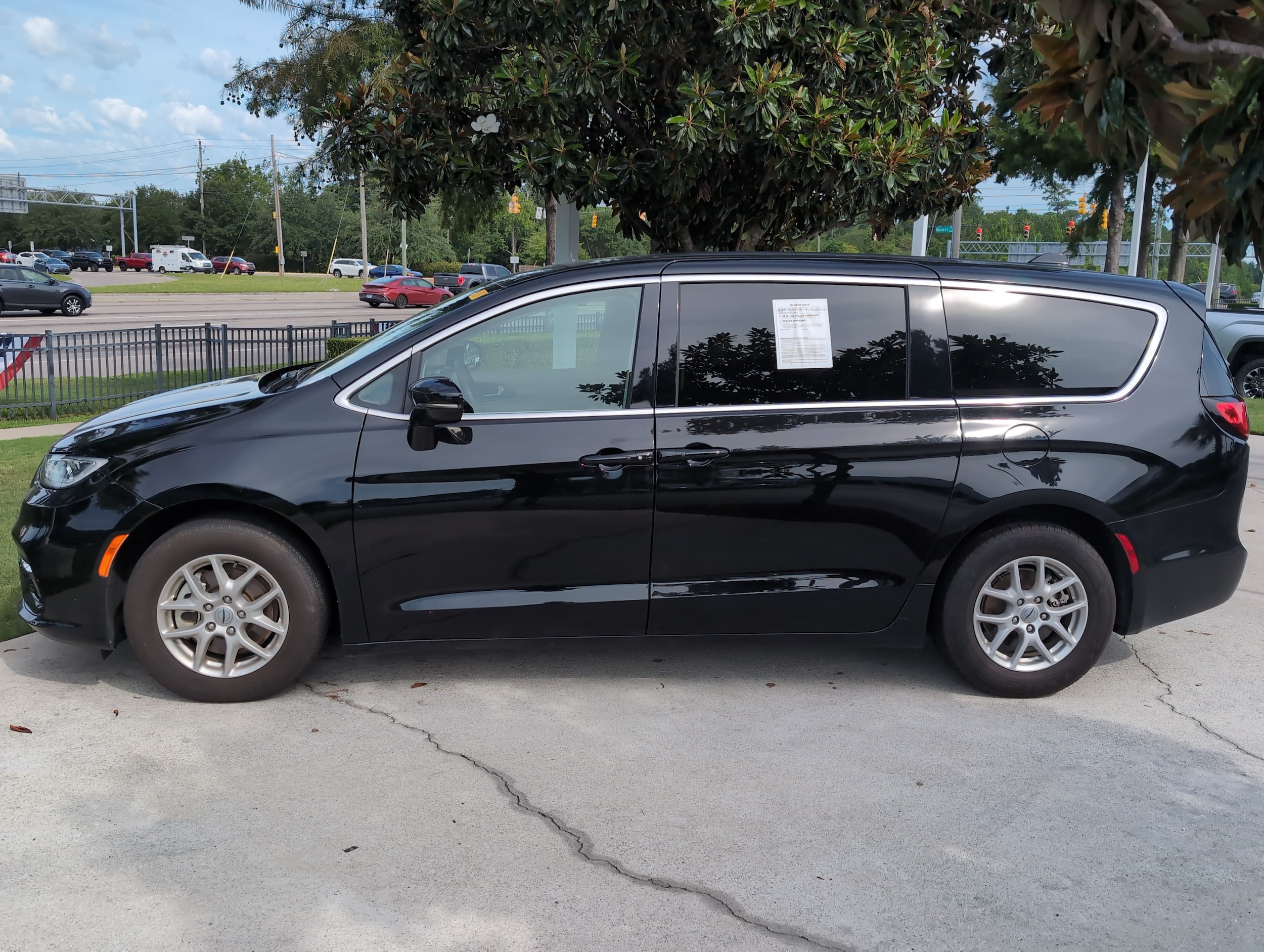 Chrysler Pacifica Touring L