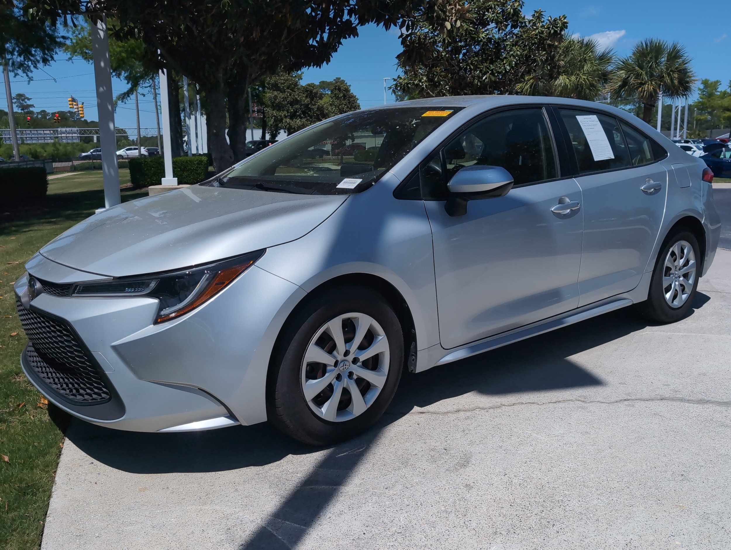 2021 Toyota Corolla LE photo 5