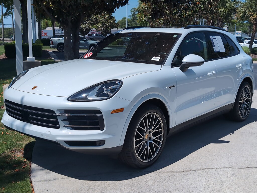 Used 2023 Porsche Cayenne E-Hybrid SUV
