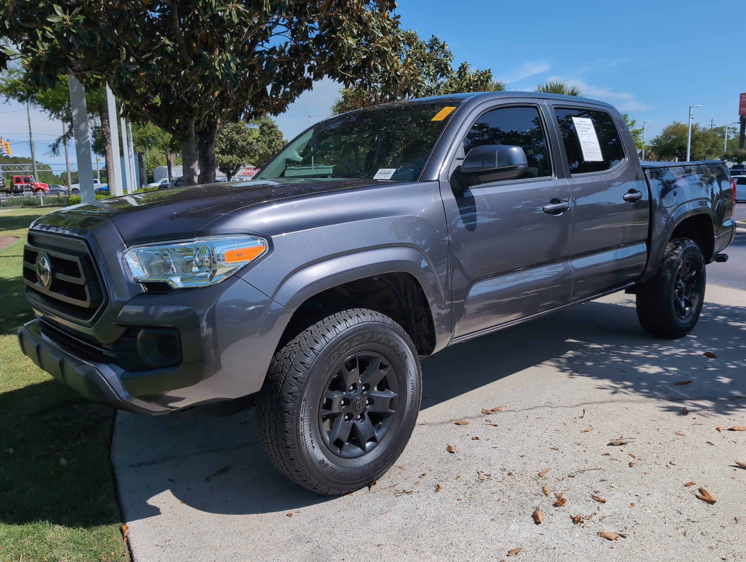 2022 Toyota Tacoma 2WD SR photo 5