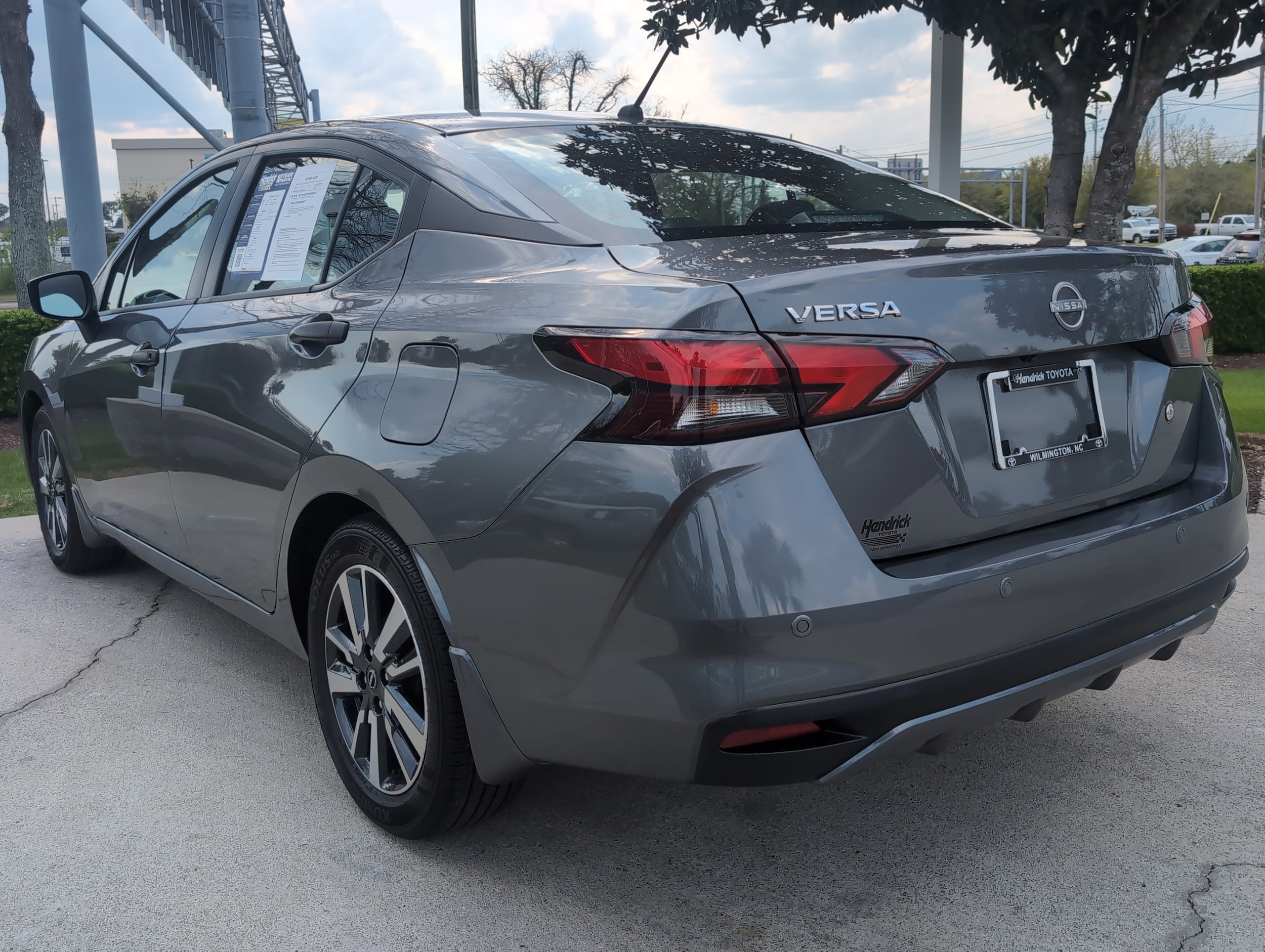 2024 Nissan Versa S photo 3