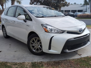 2015 Toyota Prius v Two Wagon