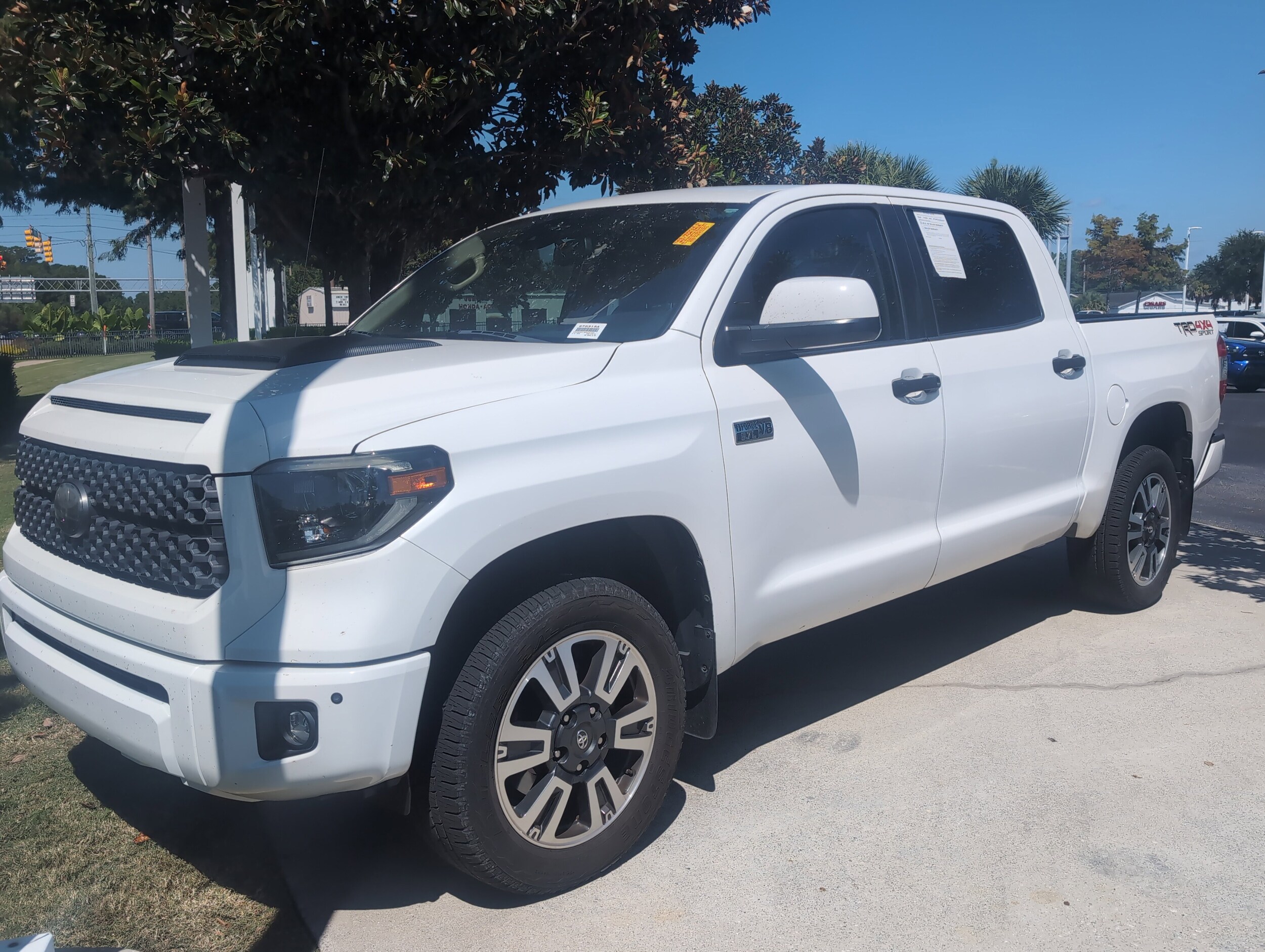 2019 Toyota Tundra SR5 Grade photo 2