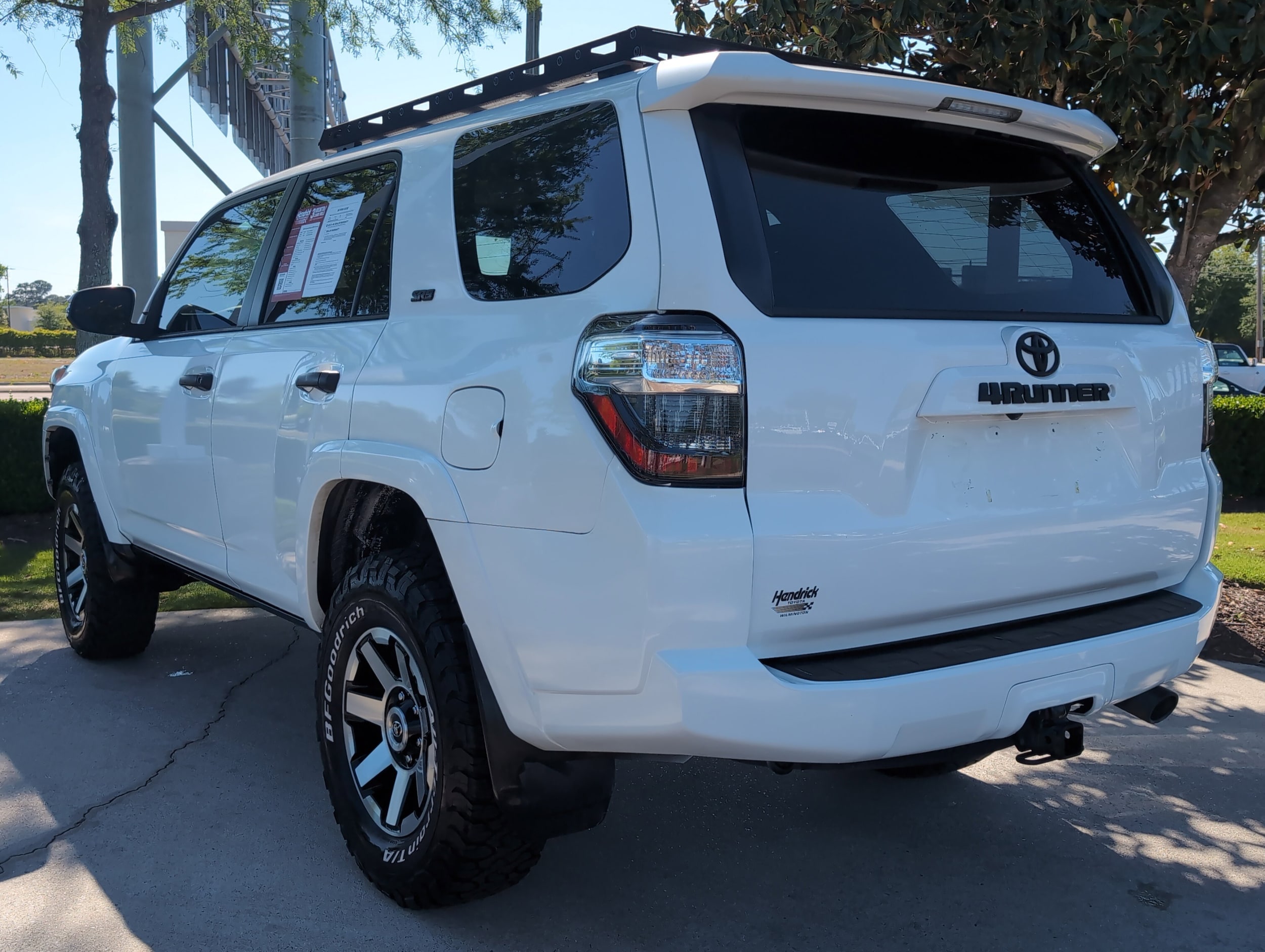 2018 Toyota 4Runner SR5 Premium photo 6