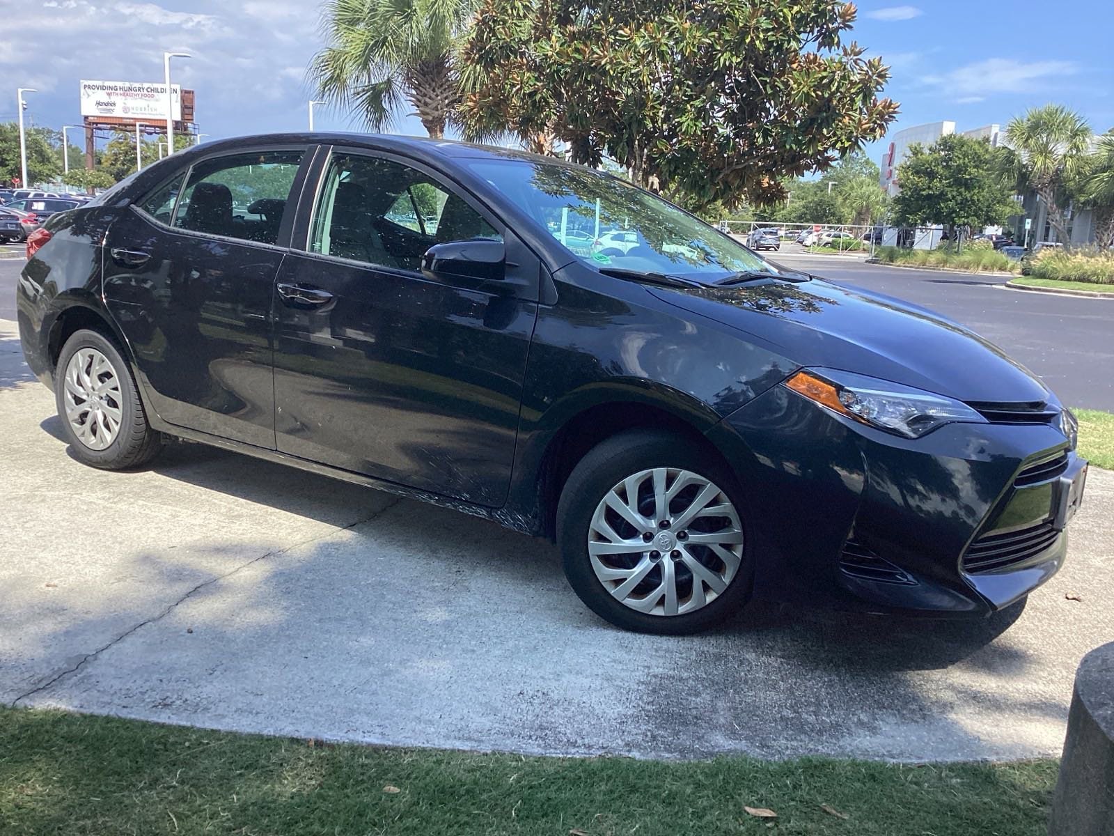 Used 2017 Toyota Corolla LE with VIN 2T1BURHE6HC826726 for sale in Charlotte, NC