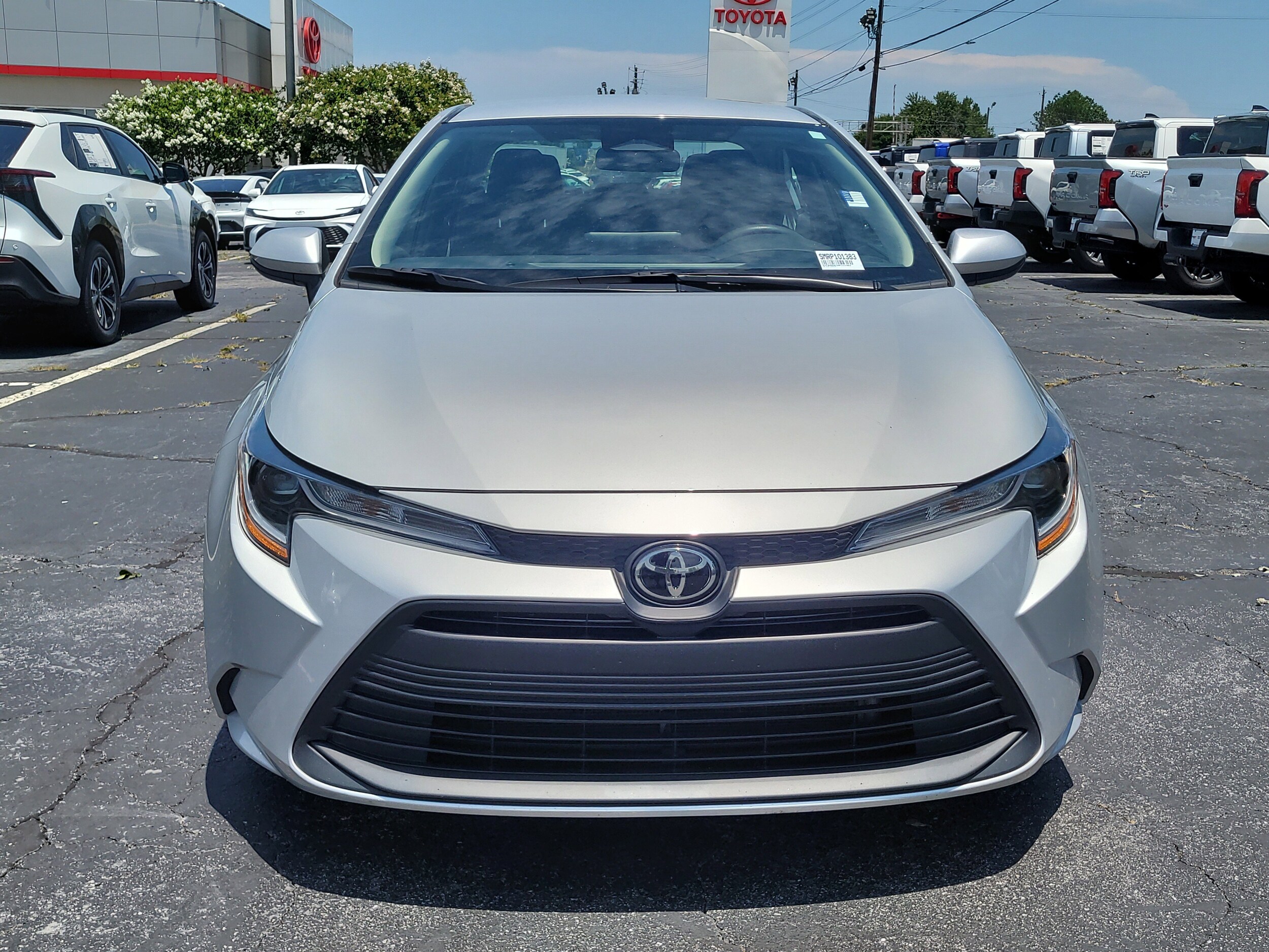 2024 Toyota Corolla LE photo 2