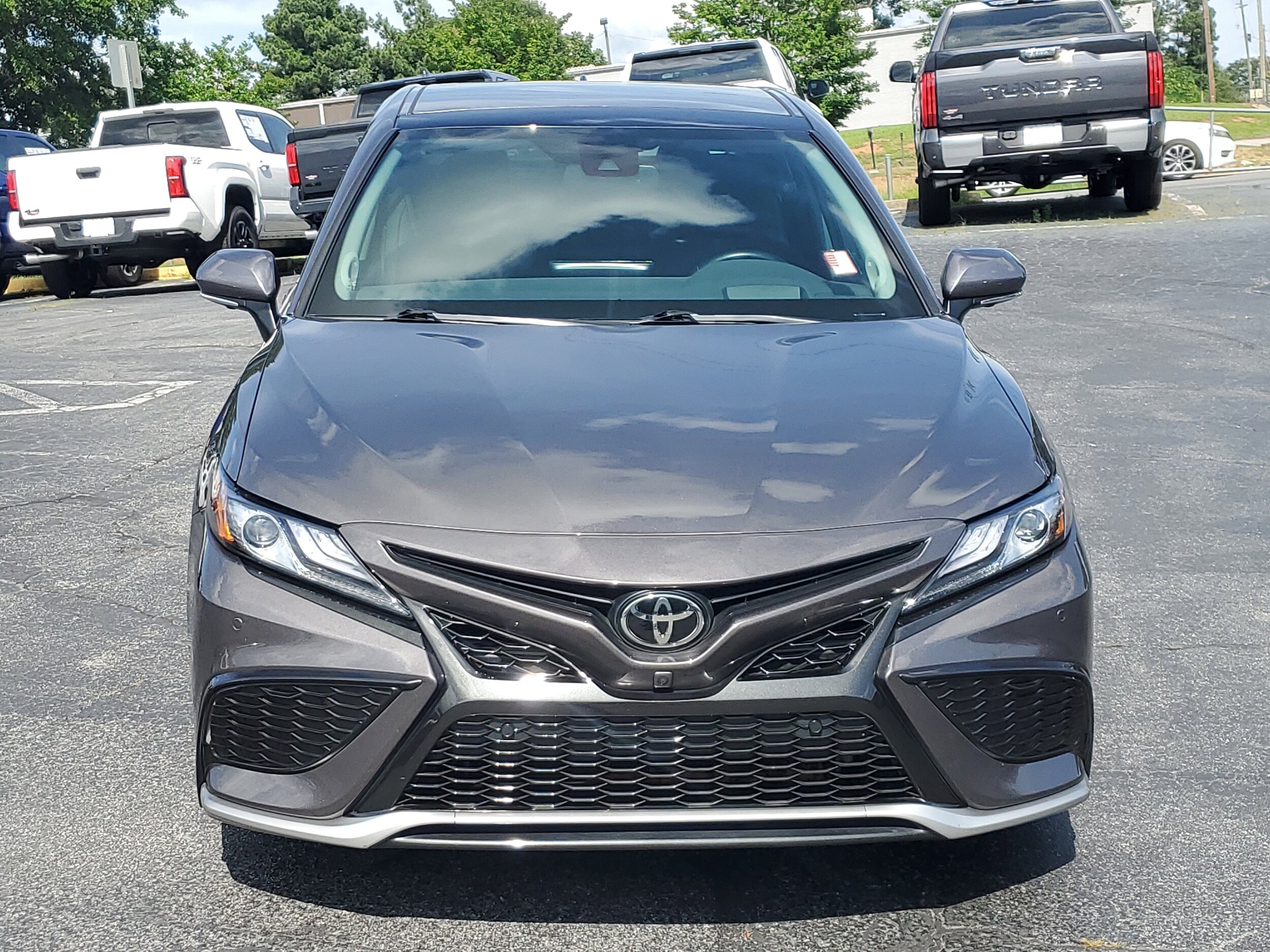 2023 Toyota Camry XSE V6 photo 2