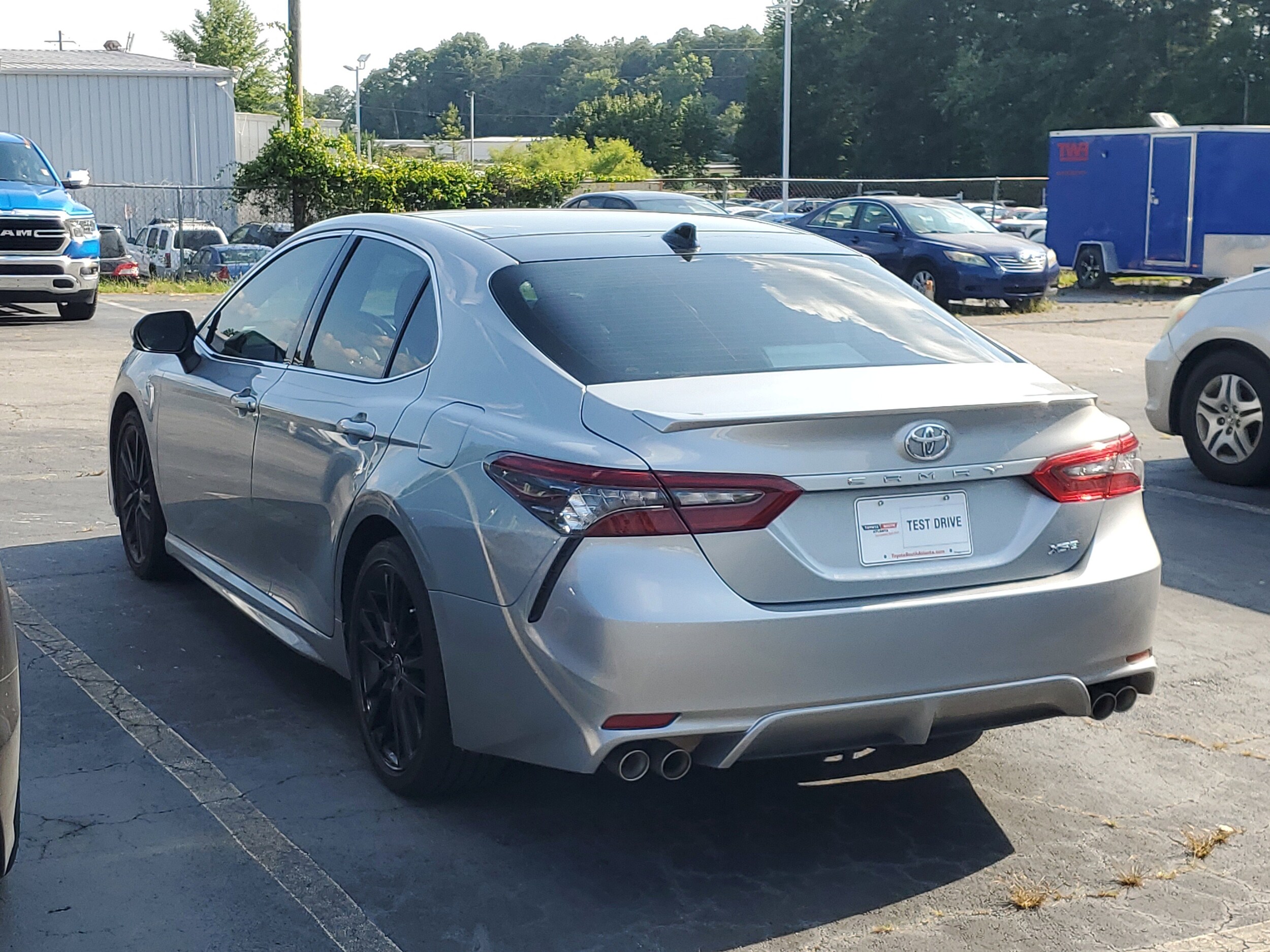 2022 Toyota Camry XSE photo 4