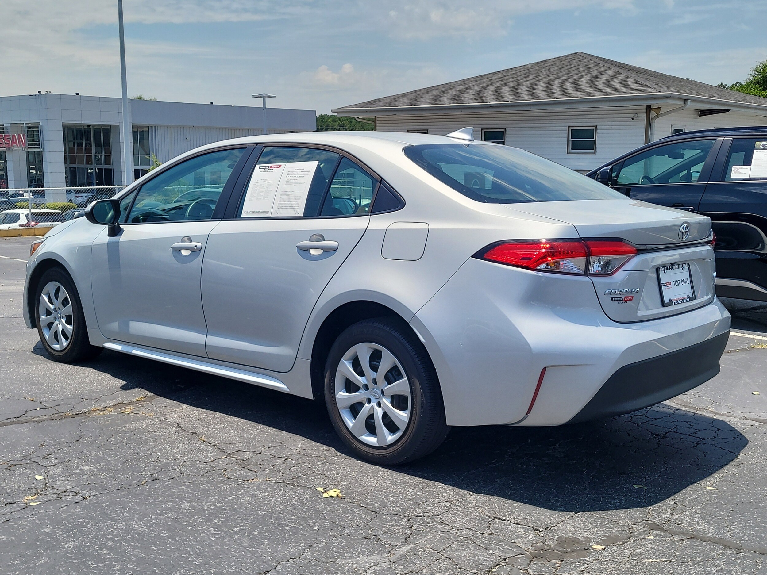 2024 Toyota Corolla LE photo 4