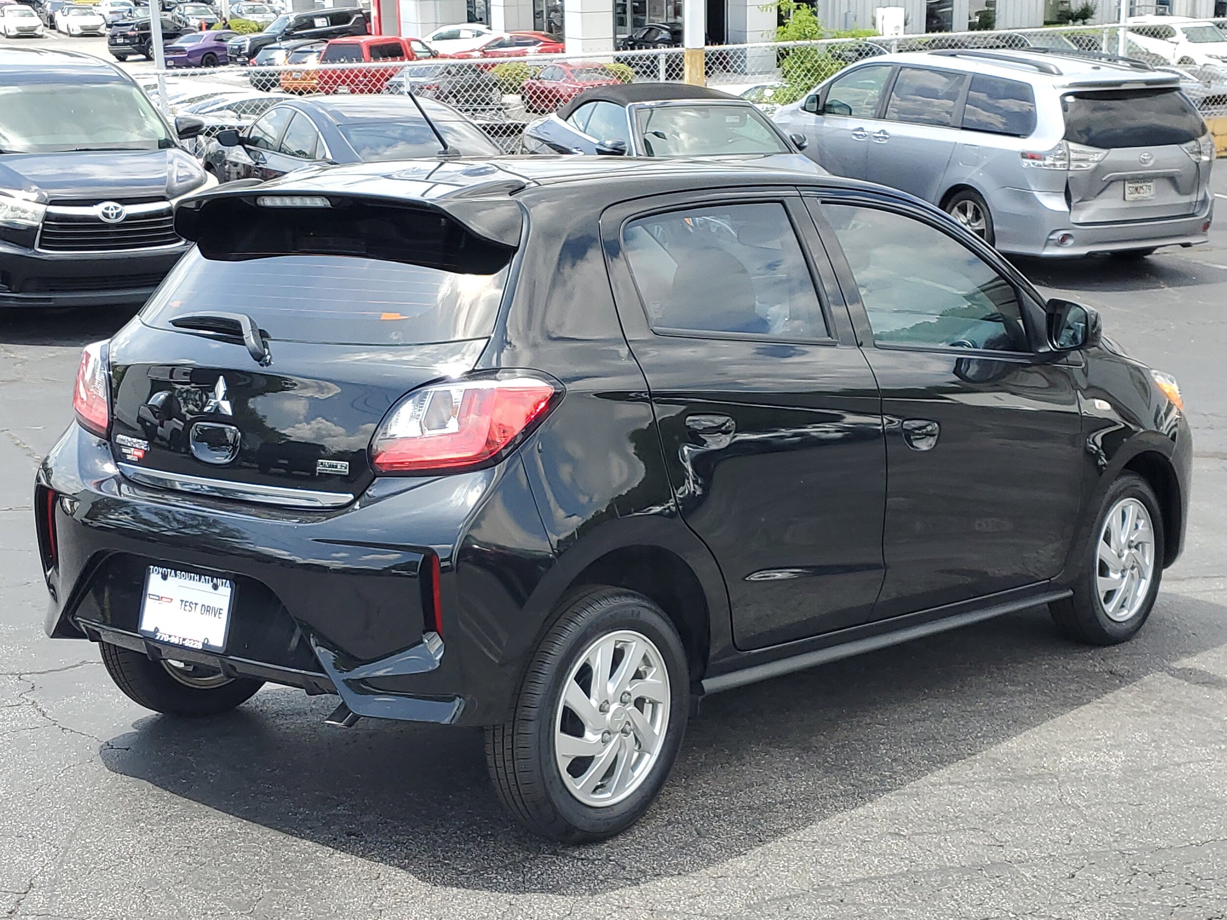 2023 Mitsubishi Mirage LE photo 4