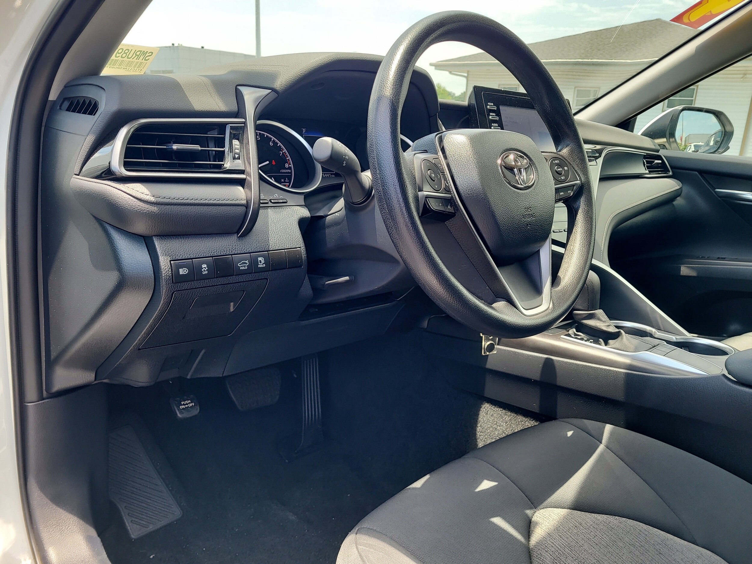 2024 Toyota Camry LE - Photo 15