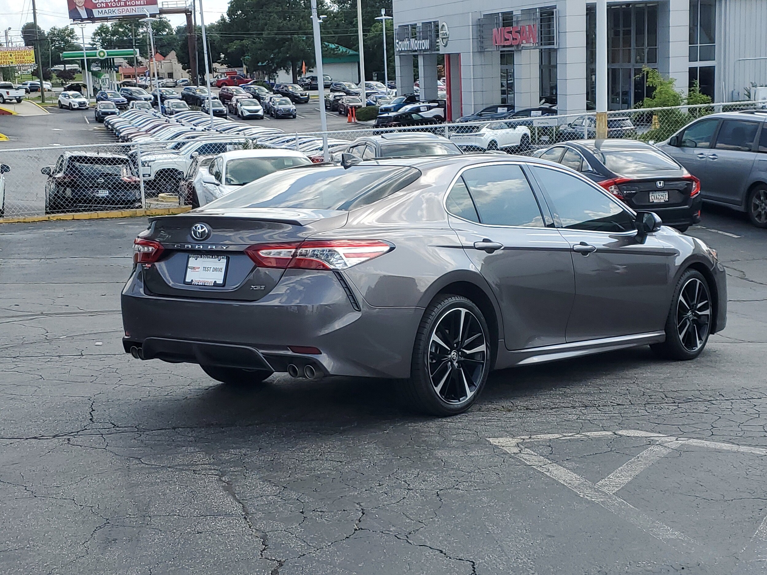 2020 Toyota Camry XSE photo 4