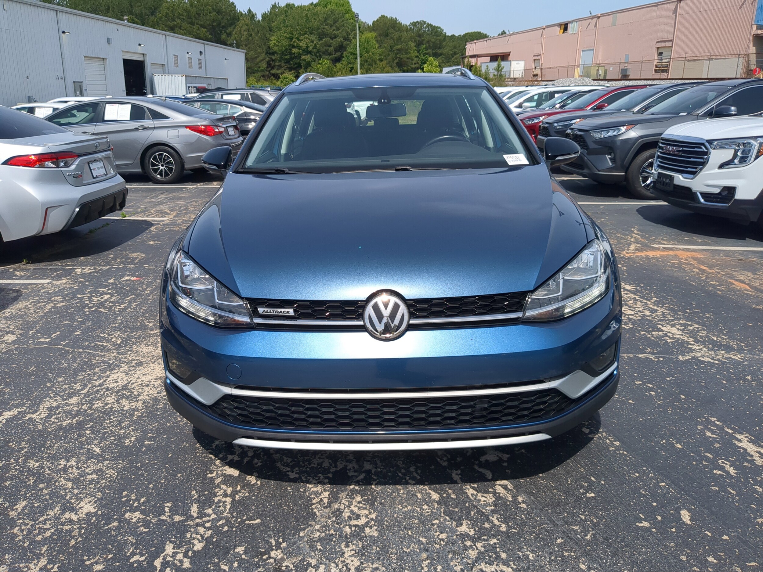 2018 Volkswagen Golf Alltrack TSI photo 2