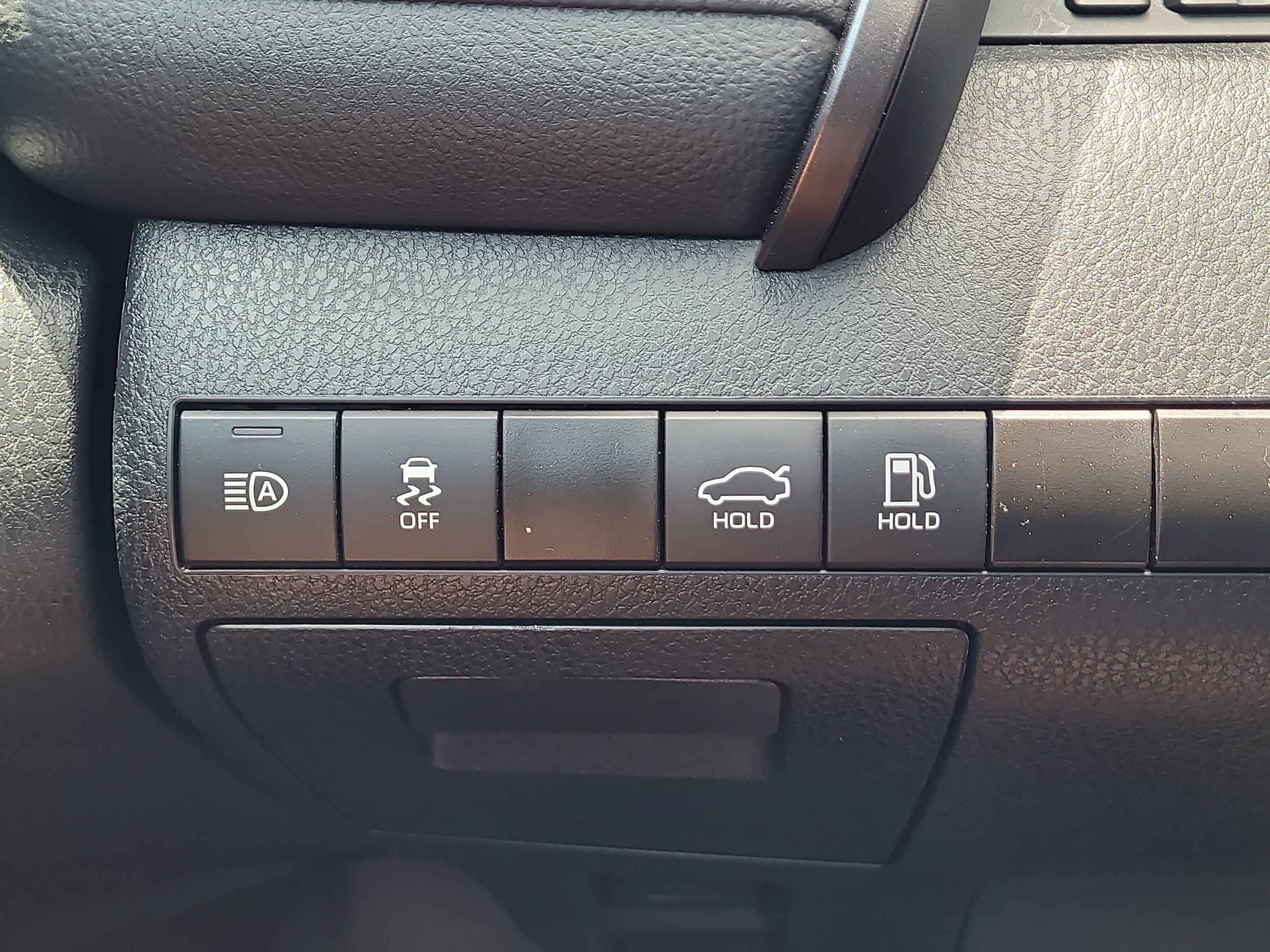 2024 Toyota Camry LE - Photo 29