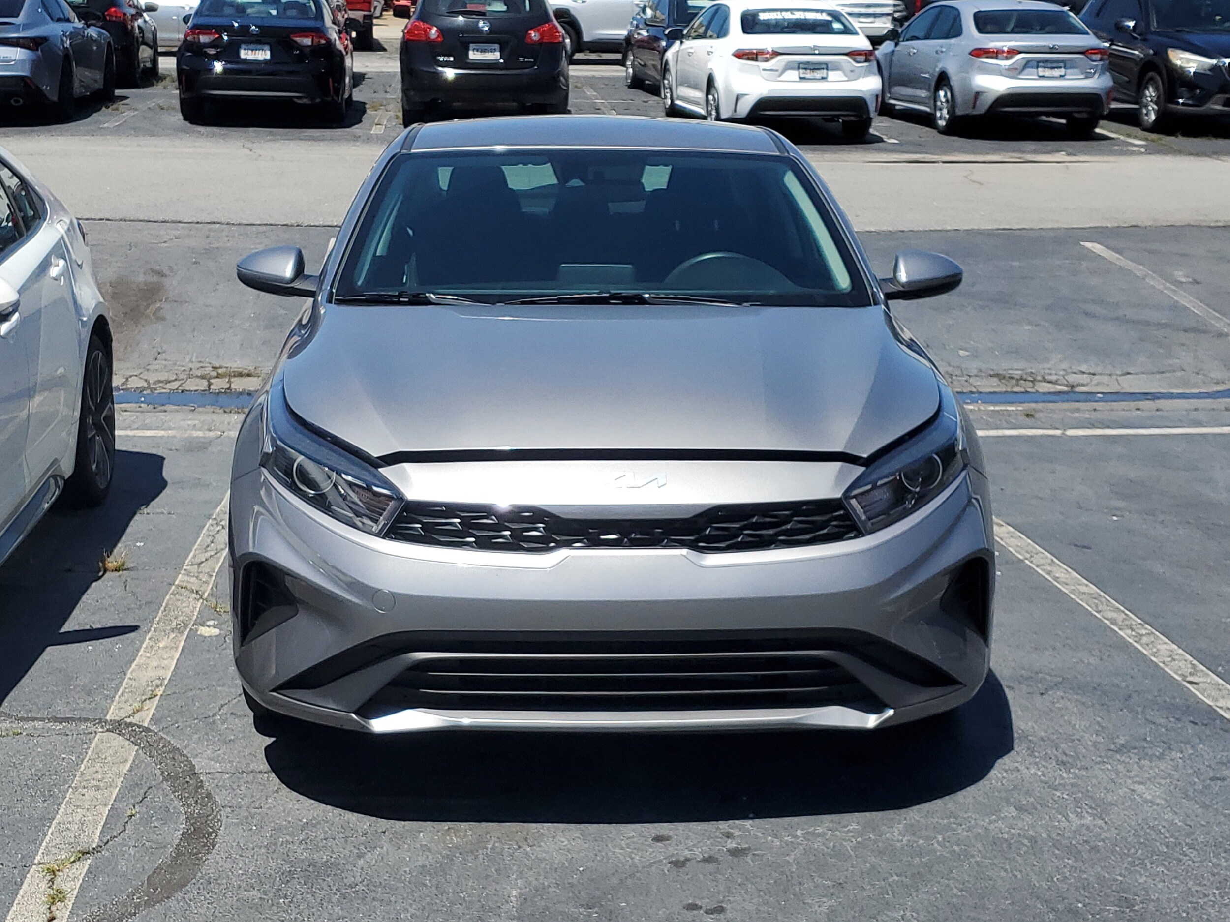 2024 Kia Forte LXS photo 2