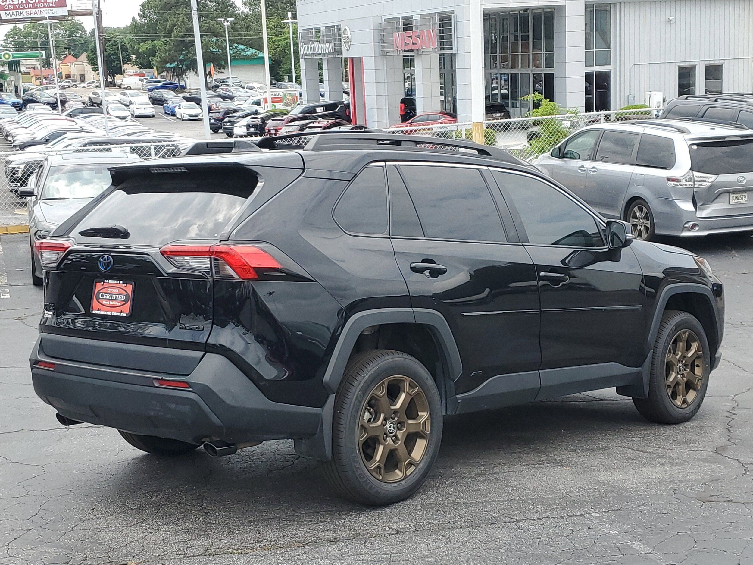 2023 Toyota RAV4 Hybrid photo 4