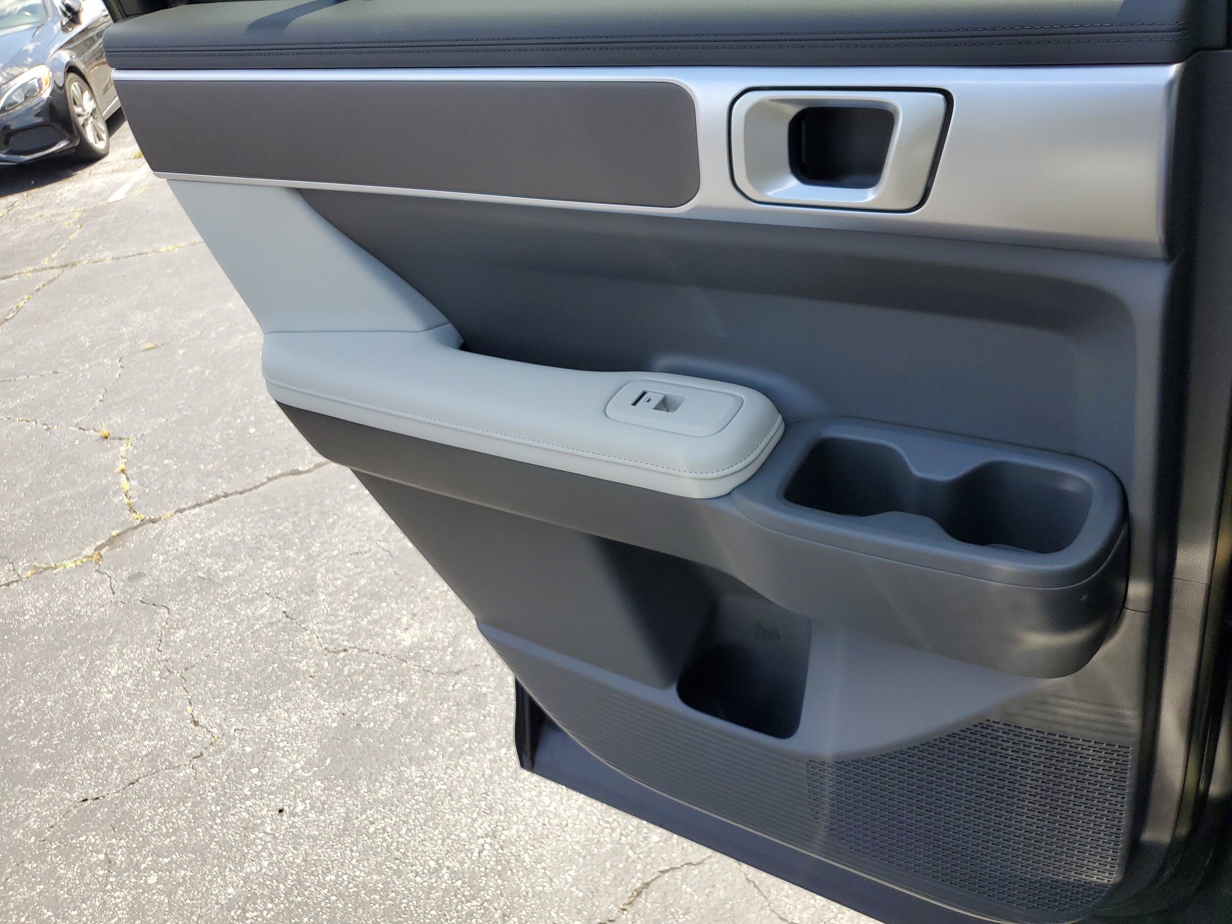 2025 Hyundai Santa Fe SEL - Photo 18