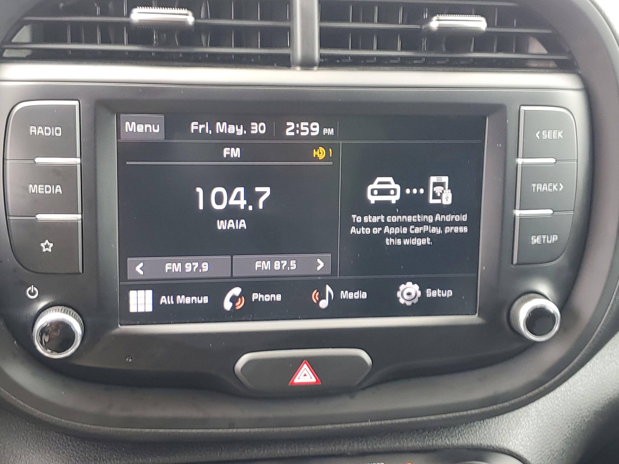 2023 Kia Soul LX - Photo 26