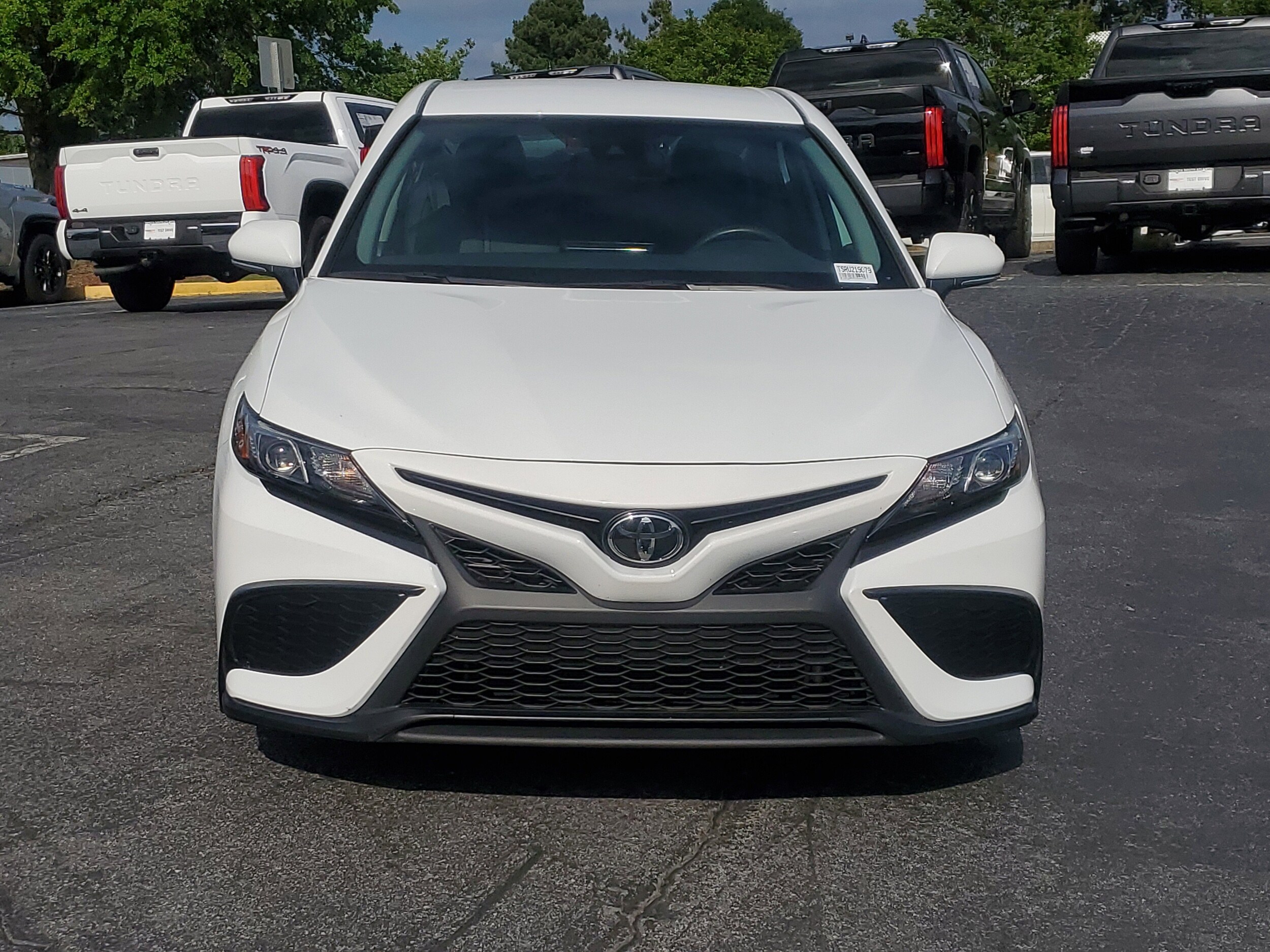 2024 Toyota Camry SE photo 2