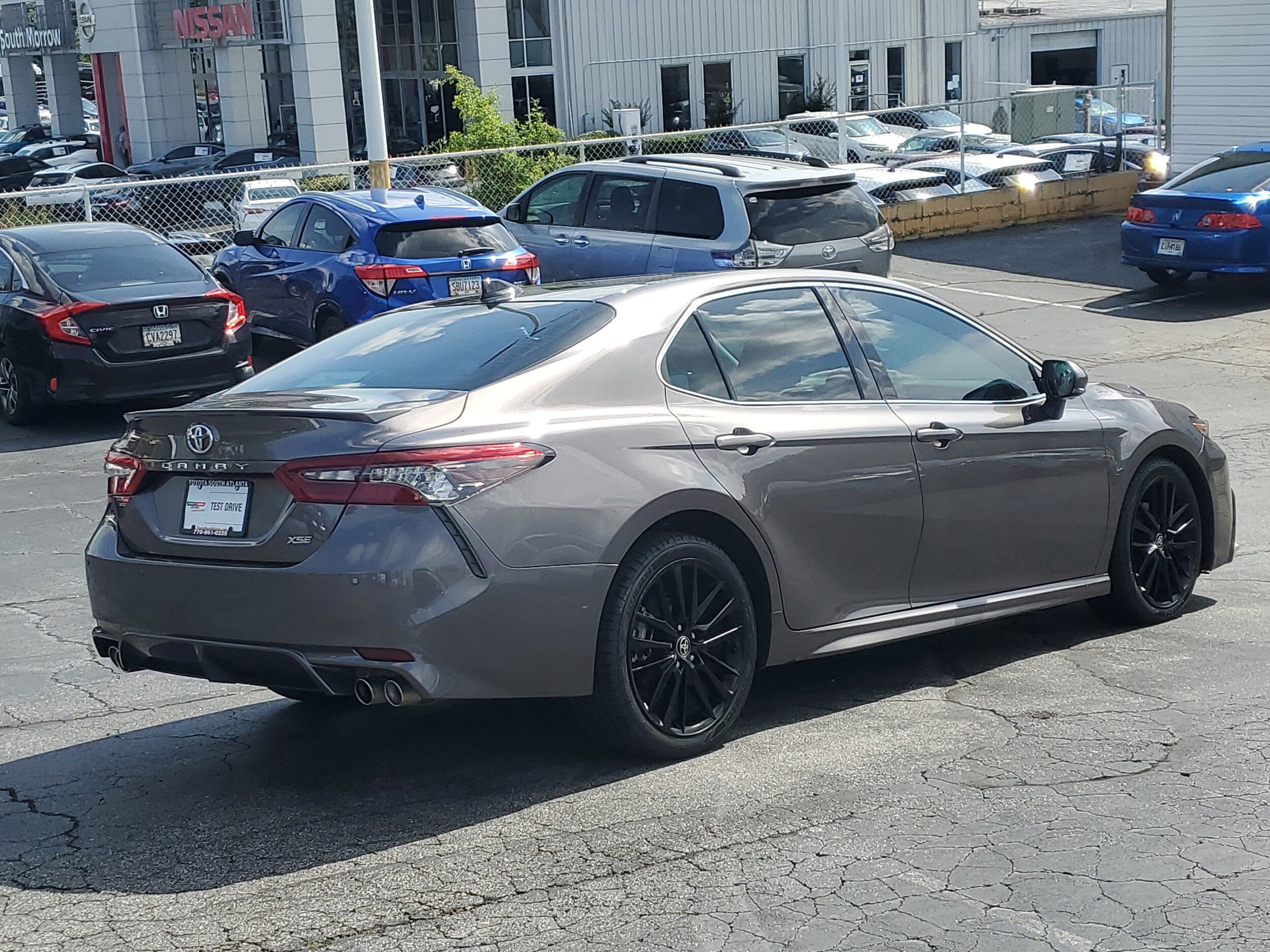 2023 Toyota Camry XSE V6 photo 4