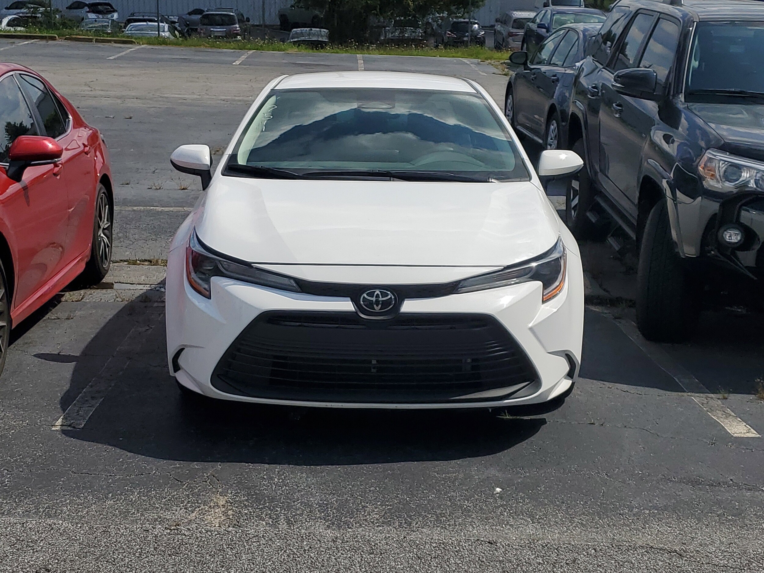 2024 Toyota Corolla LE photo 2