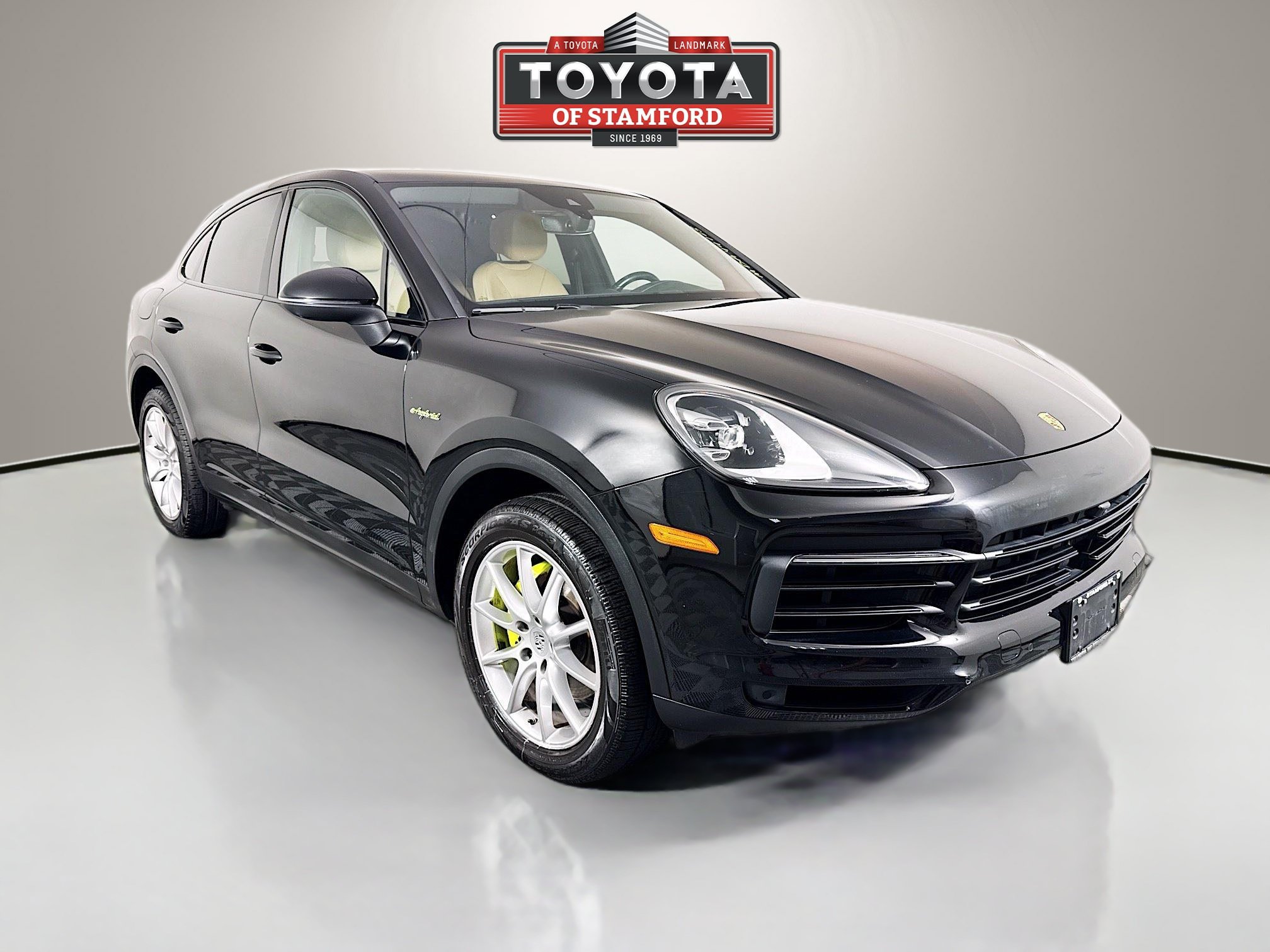 2021 Porsche Cayenne E-Hybrid's photo