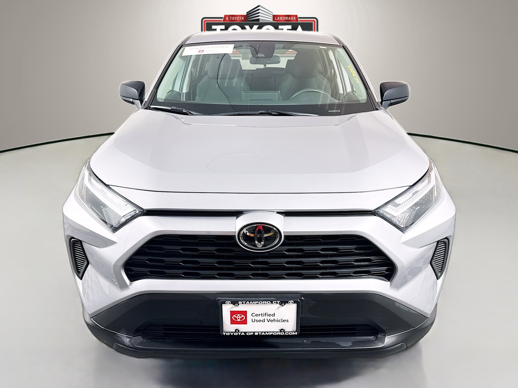 2024 Toyota RAV4 LE photo 2