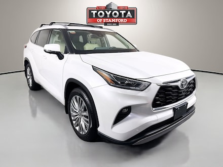 2023 Toyota Highlander Platinum SUV