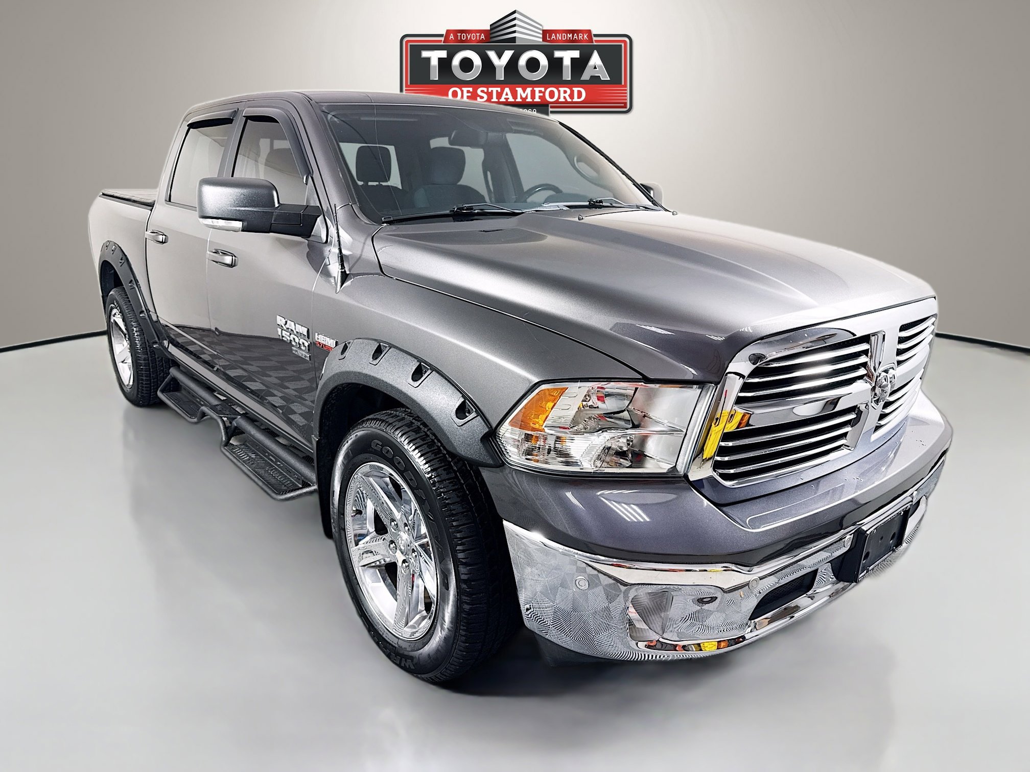2019 RAM 1500 Classic Big Horn 4x4 Crew Cab 5'7's photo