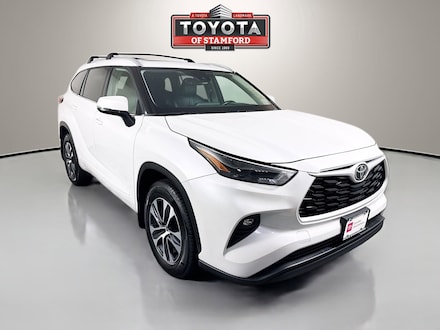 2022 Toyota Highlander XLE SUV