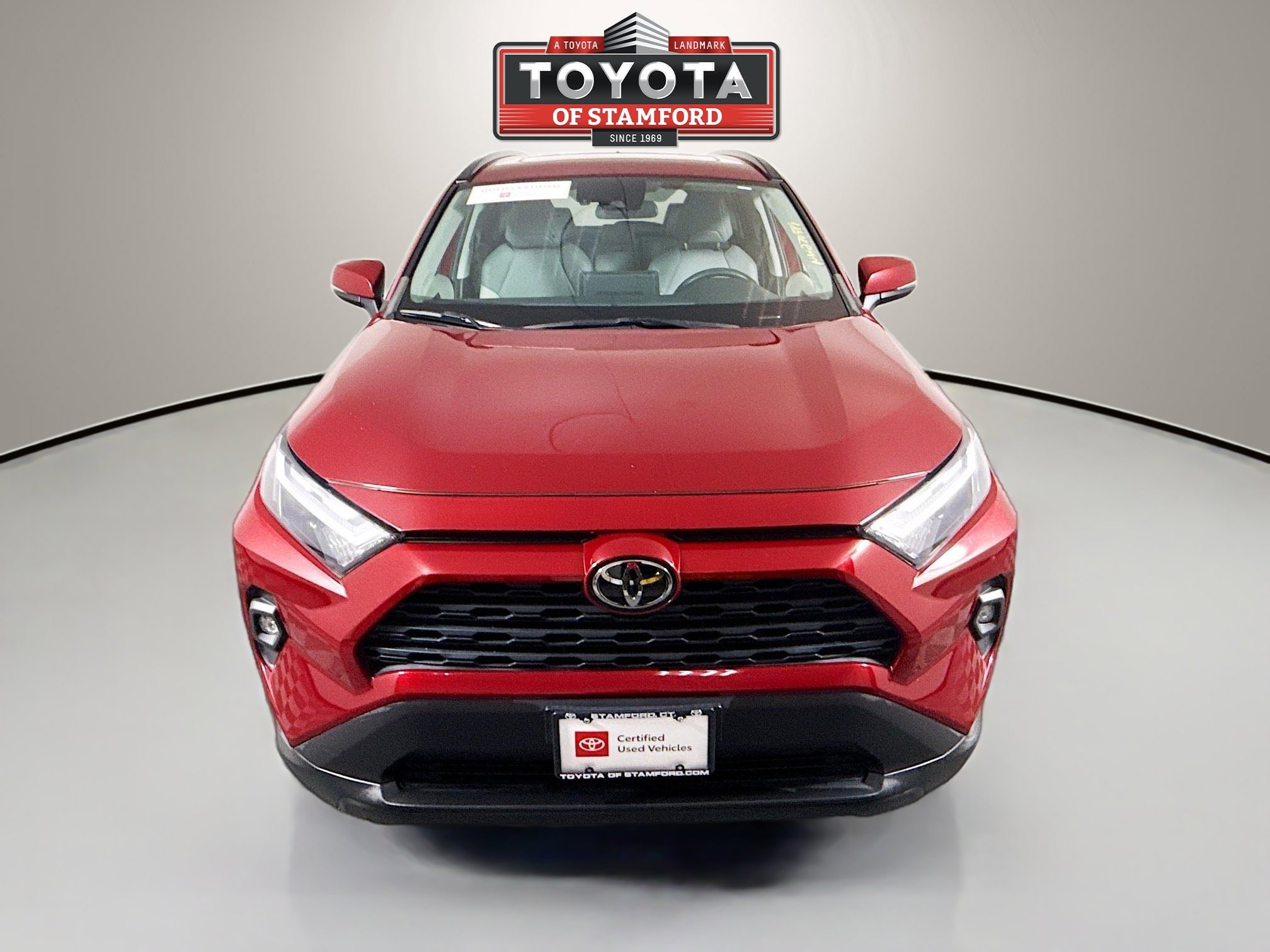 2022 Toyota RAV4 XLE Premium photo 2