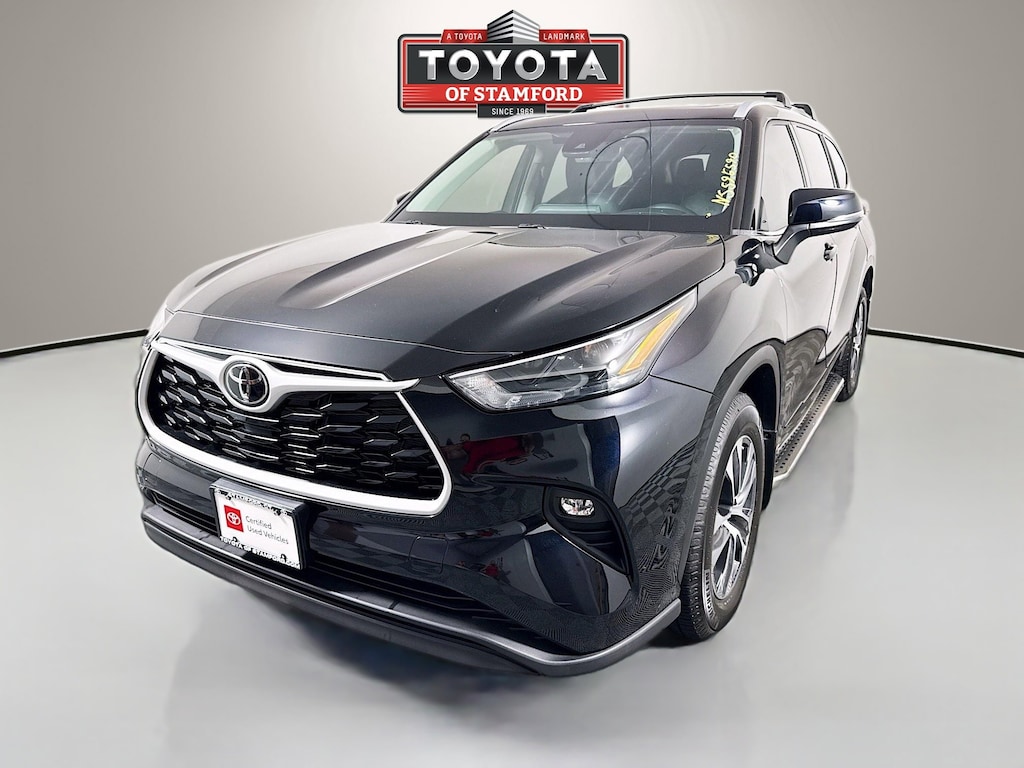Used 2022 Toyota Highlander XLE SUV