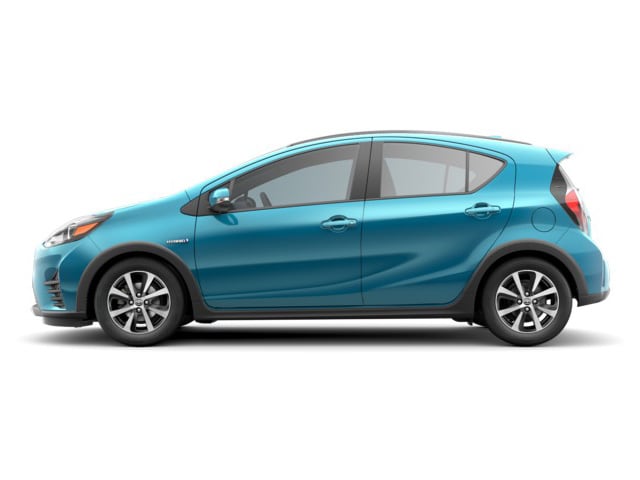 2018 Toyota Prius C vs. 2018 Lincoln MKZ