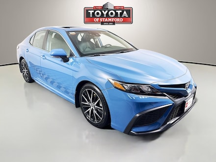 2023 Toyota Camry SE Sedan