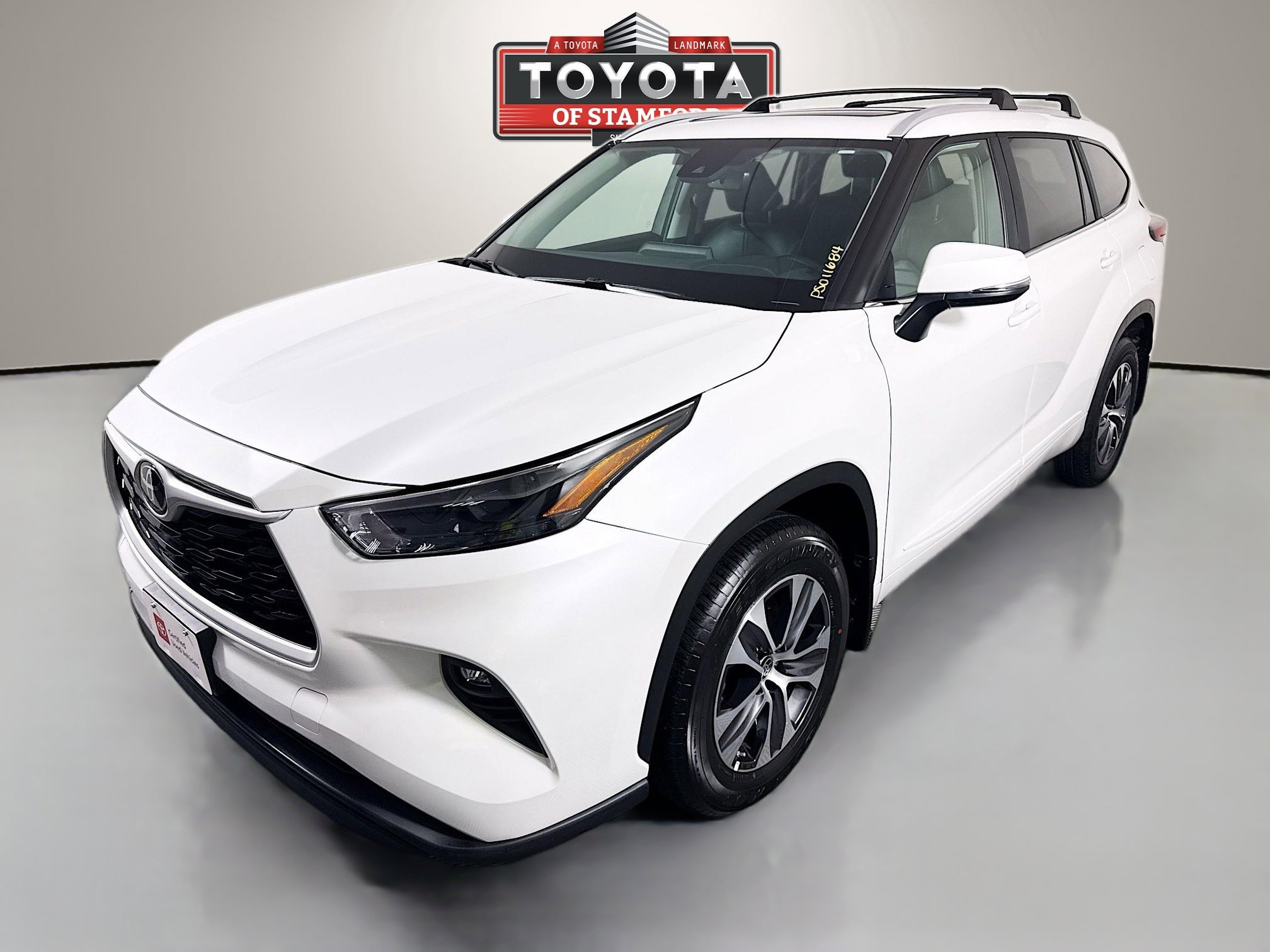 2023 Toyota Highlander XLE photo 3