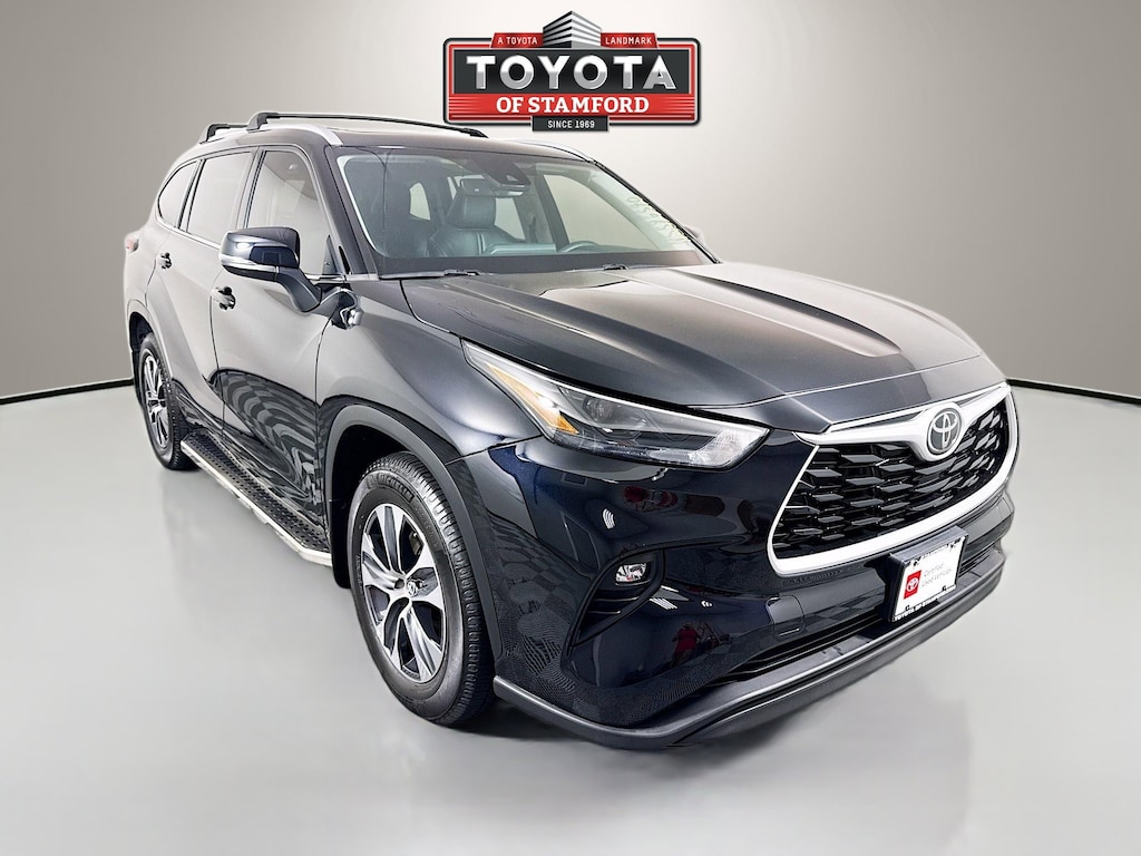 Used 2022 Toyota Highlander XLE SUV