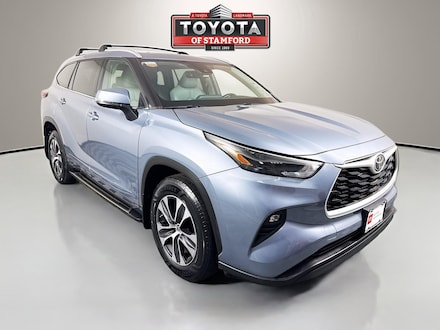 2022 Toyota Highlander XLE SUV