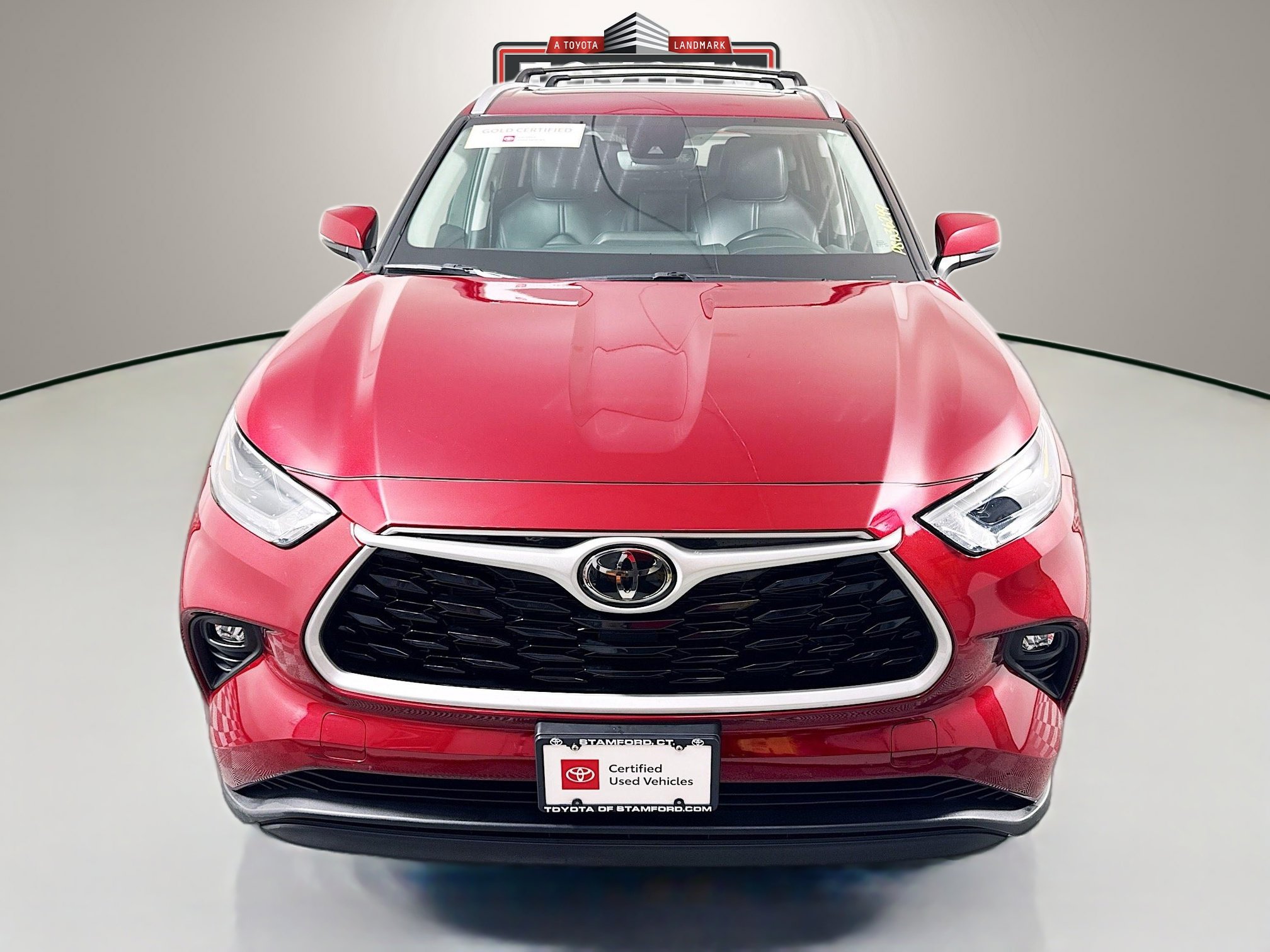 2023 Toyota Highlander XLE photo 2