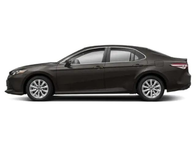 2019 Toyota Camry vs. 2019 Subaru Legacy