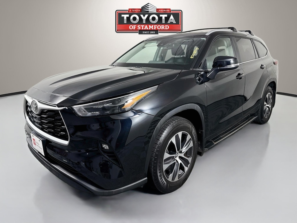 Used 2024 Toyota Highlander XLE SUV