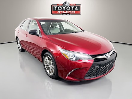 2017 Toyota Camry SE Sedan