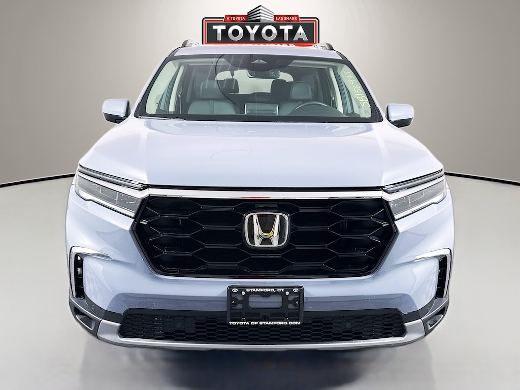 Used 2025 Honda Pilot SUV