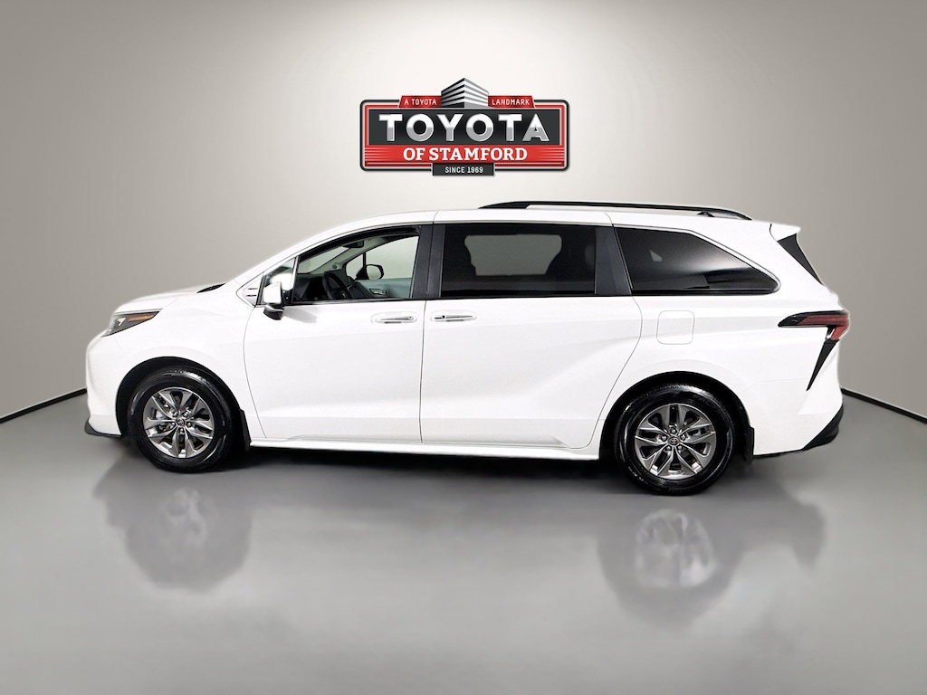 Used 2025 Toyota Sienna XLE Van Passenger Van
